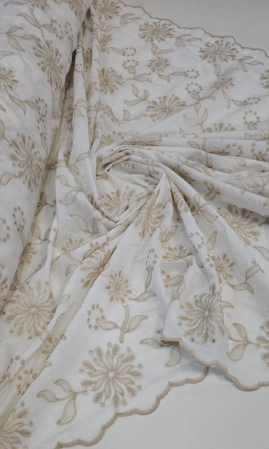 Layse Premium Bicolor Branco com Kaki I37   - Comprimento 1 m x Largura 1,30 m