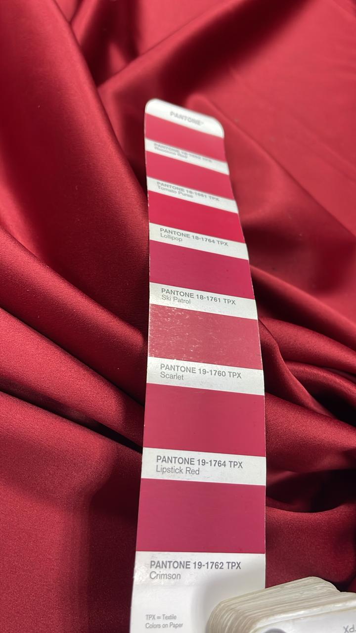 Crepe Amanda Liso Vermelho Cereja - Comprimento 2 m x Largura 1,50 m