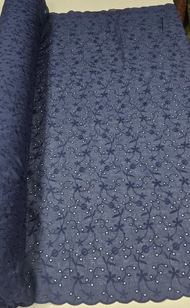 Layse Bordada Azul Marinho Modelo I92   - Comprimento 2 m x Largura 1,35 m