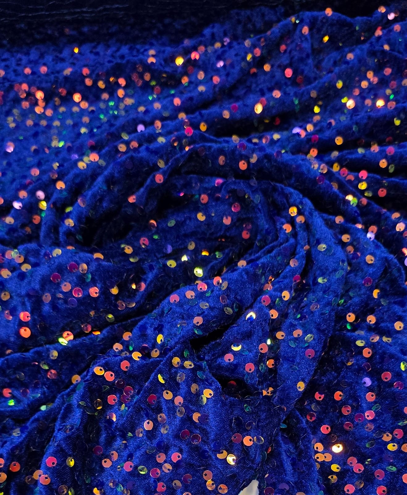 Veludo Cristal Bordado Holográfico Azul Royal - Comprimento 1,40 m x Largura 1,50 m 
