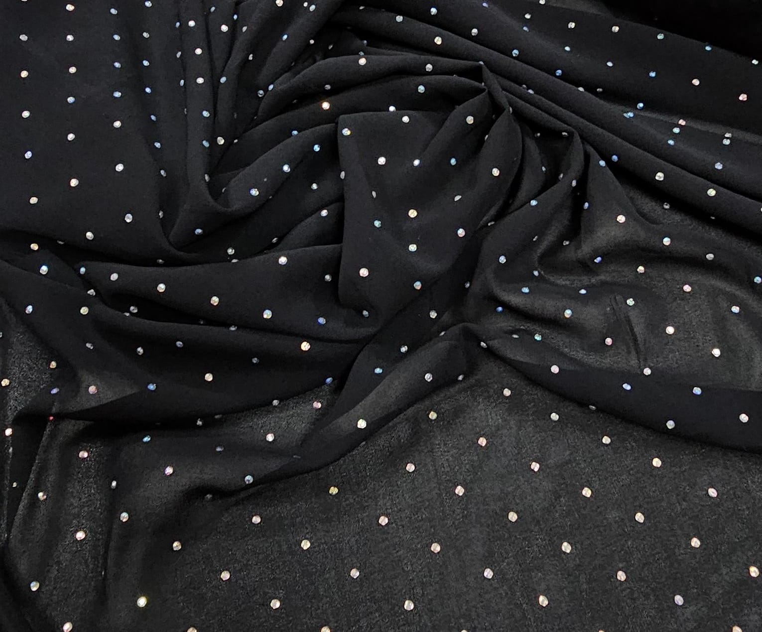 Mousseline Toque de Seda Com Strass Preto - Comprimento 1,60 m x Largura 1,50 m