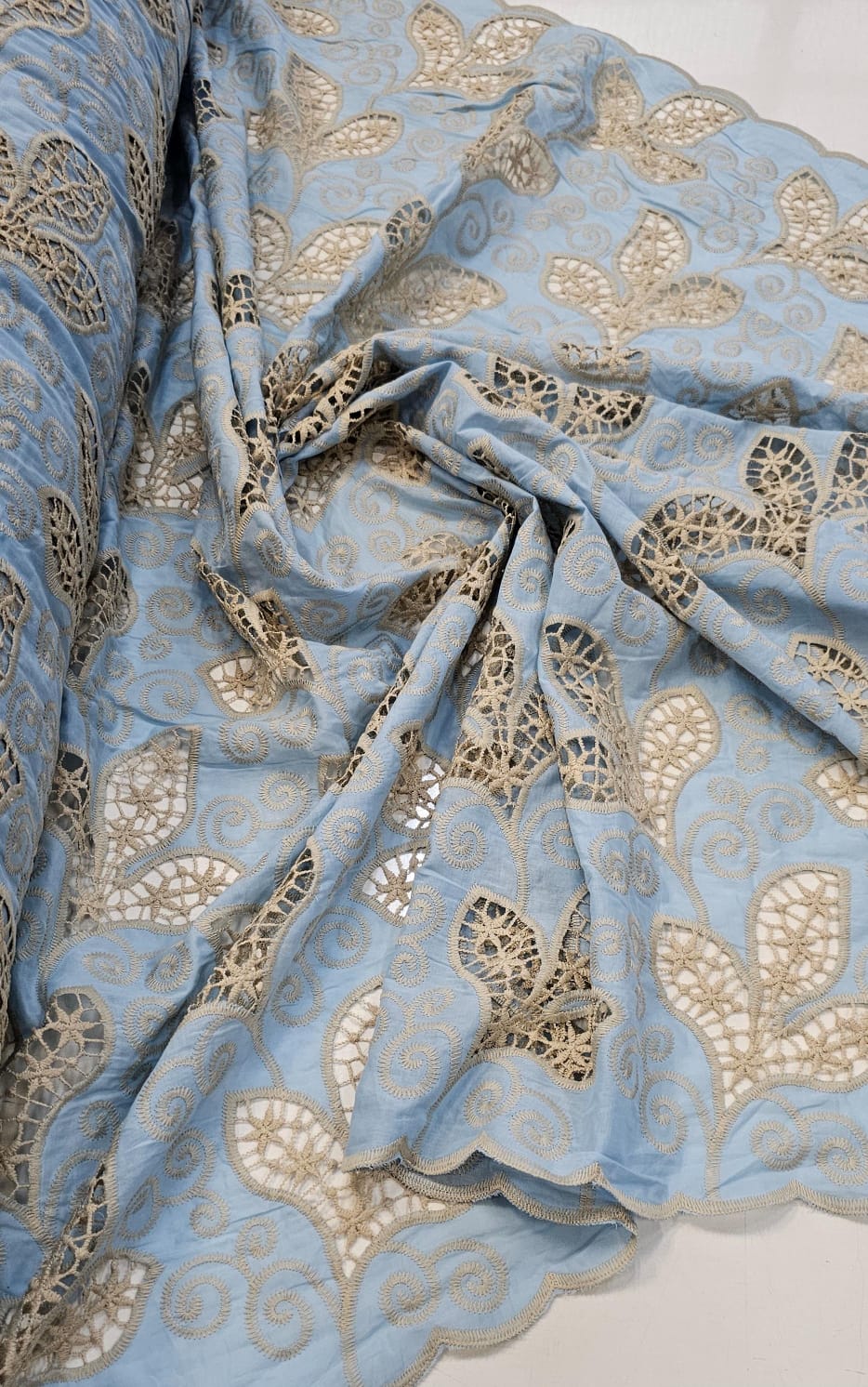 Layse Richelieu Bicolor African Azul e Kaki - Comprimento 0,90 cm x Largura 1,30 m