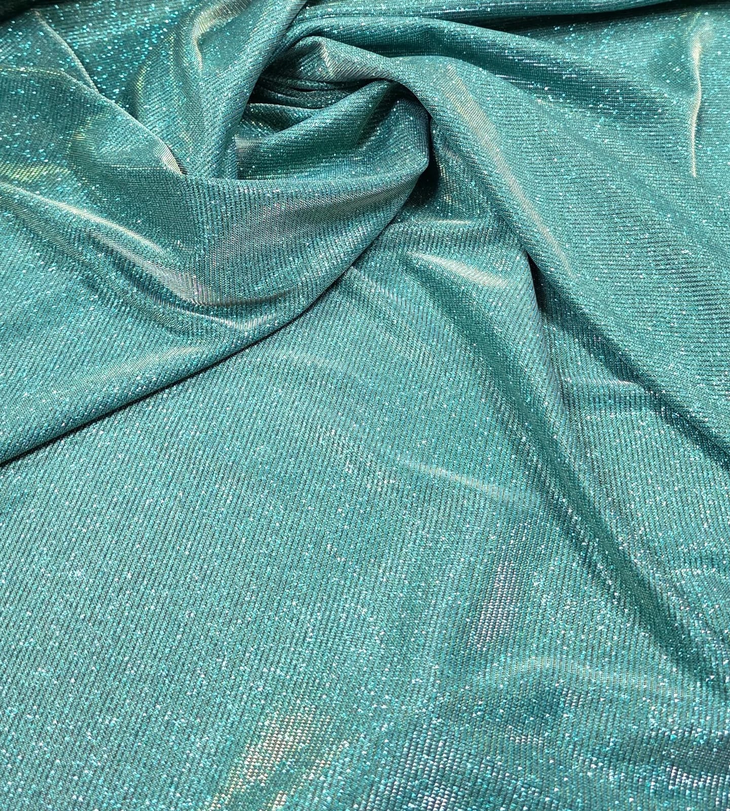 Malha Lurex Verde com Dourado Modelo 22064 - Comprimento 0,80 cm x Largura 1,40 m