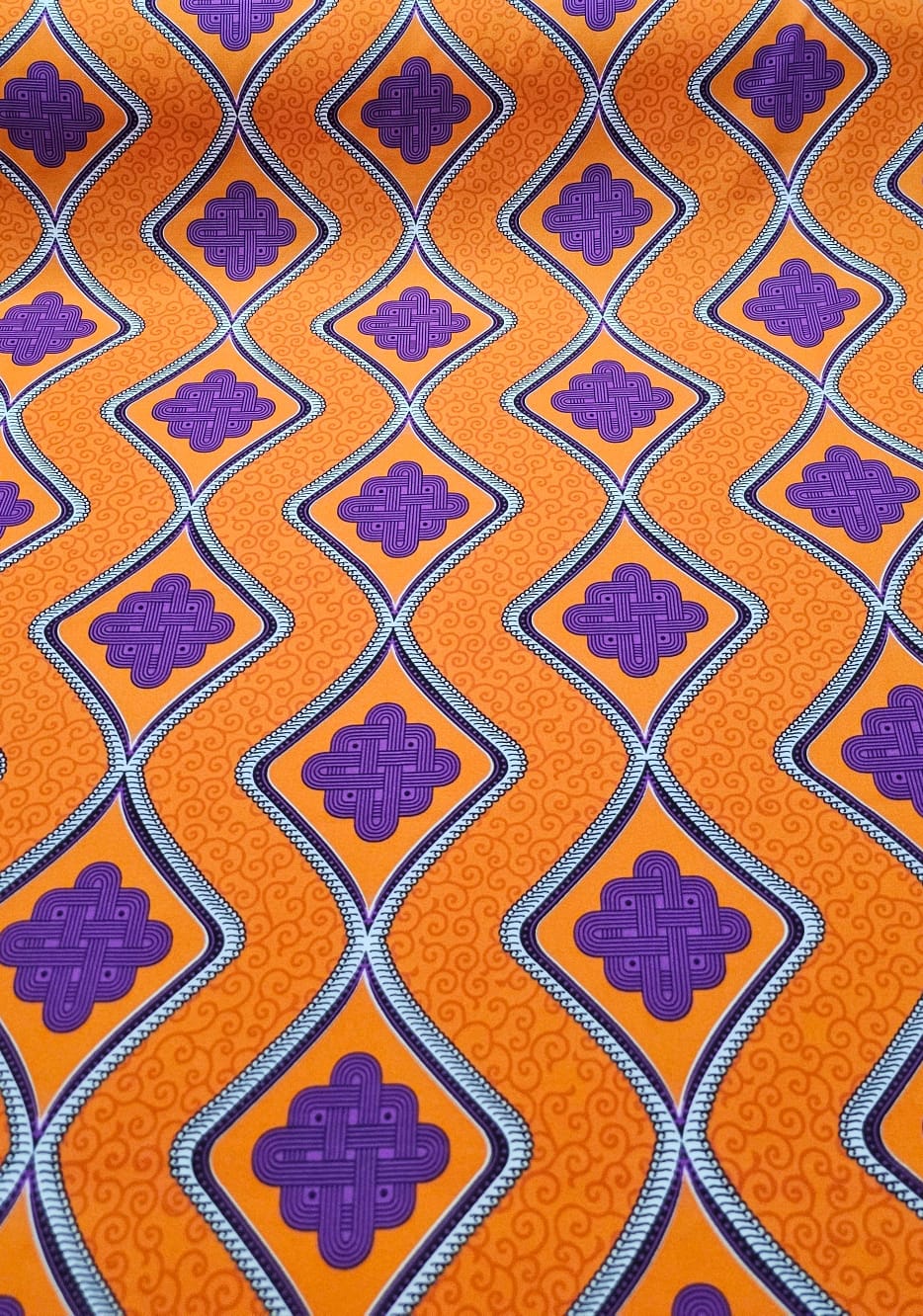 Crepe Verona Com Elastano Estampado Africano Desenho 01 Fundo Laranja - Comprimento 2 m x Largura 1,50 m