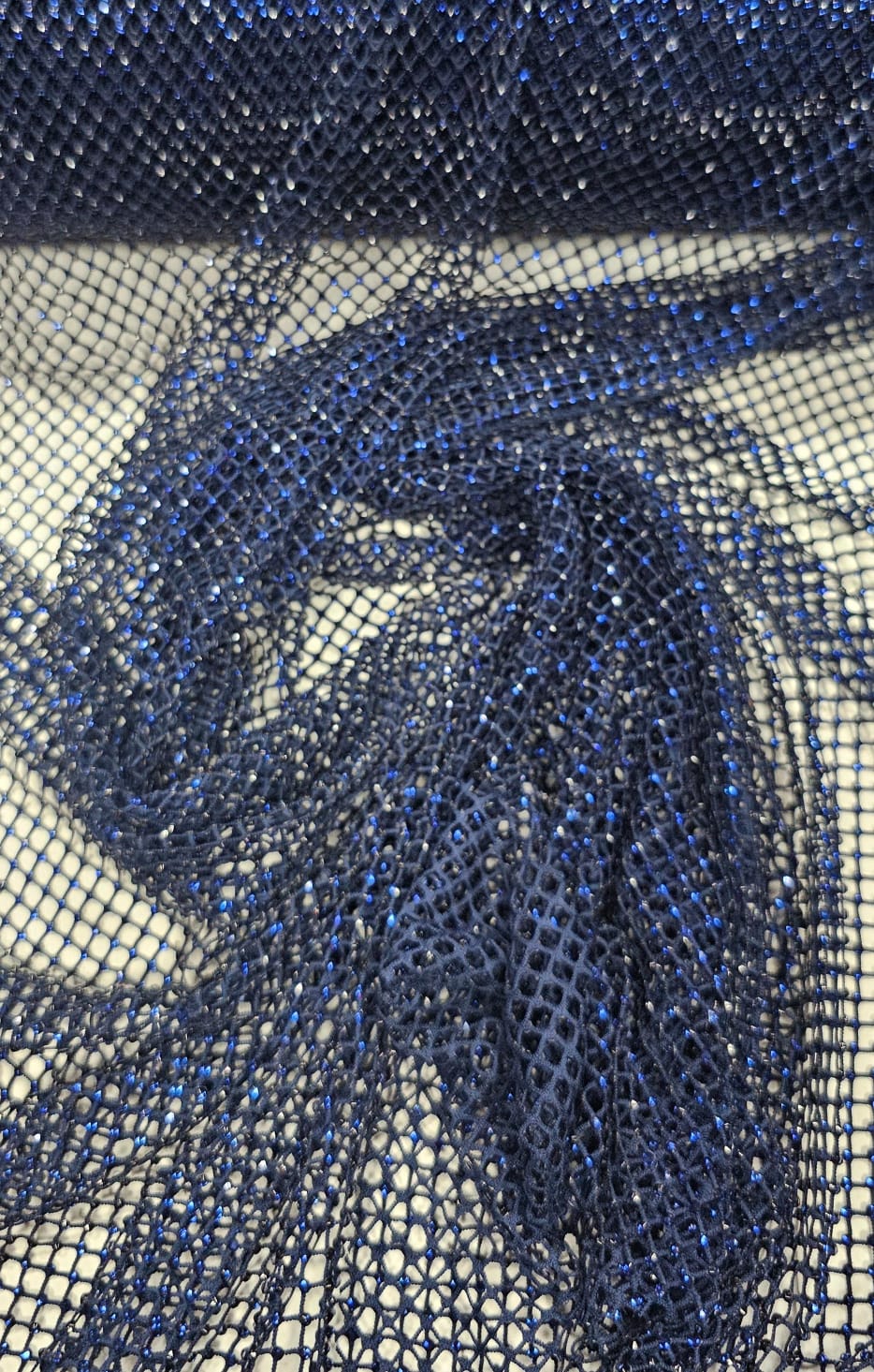 Tela Arrastão Azul Marinho com Pedrarias Azul Marinho - Comprimento 040 cm x Largura 1,30 m