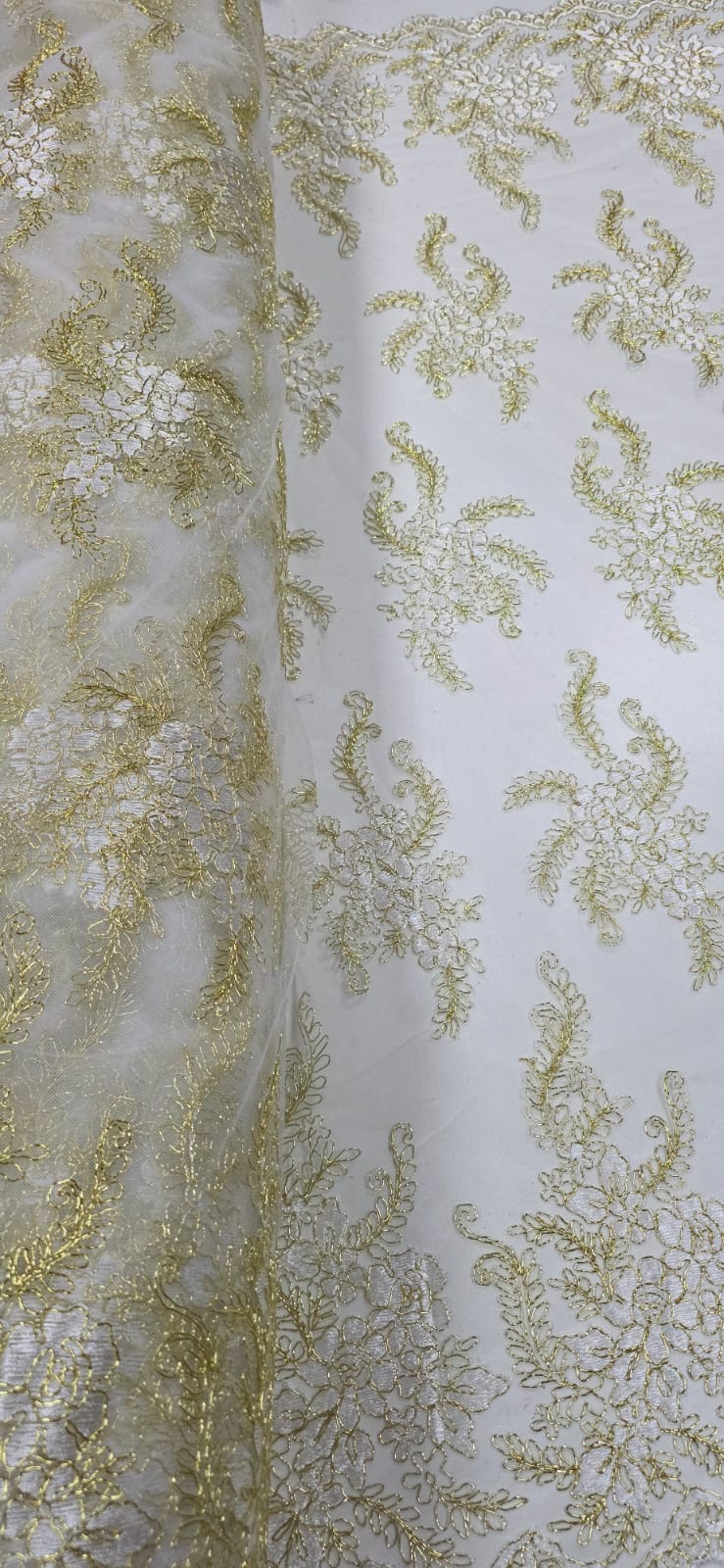 Tule Bordado Europa Bicolor Branco e Dourado JKS8 