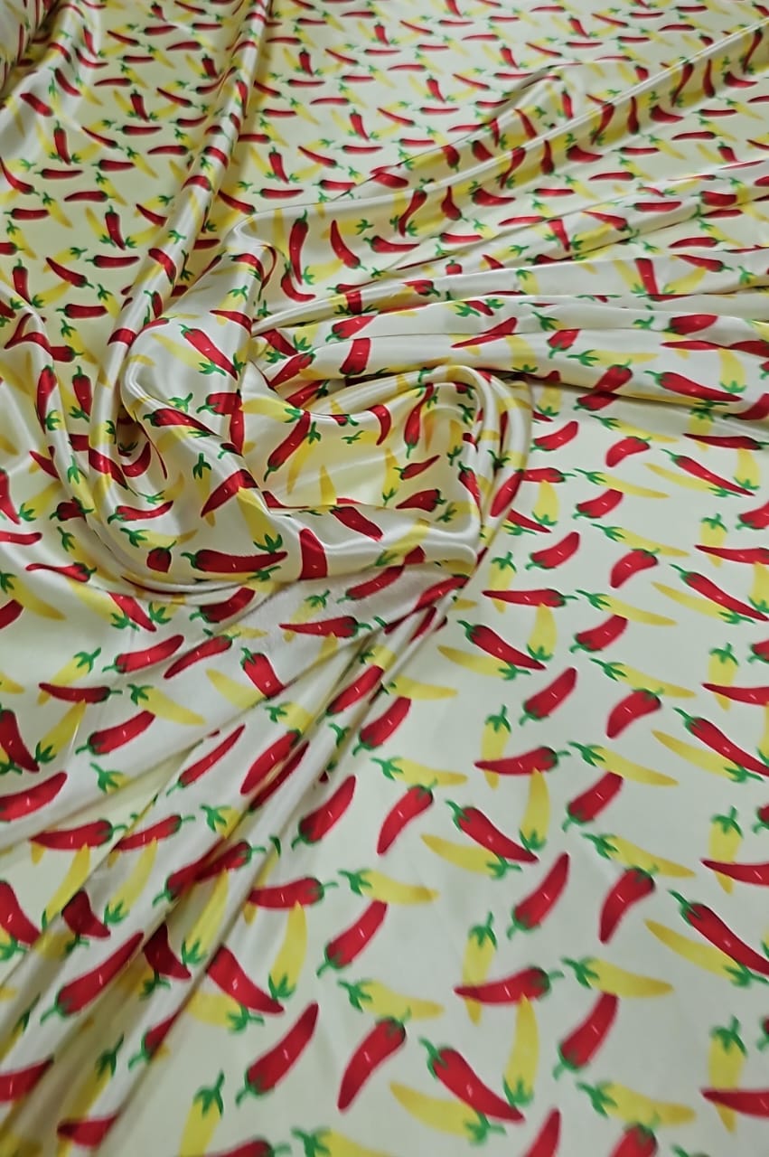 Cetim Estampado Pimentas Fundo Amarelo
