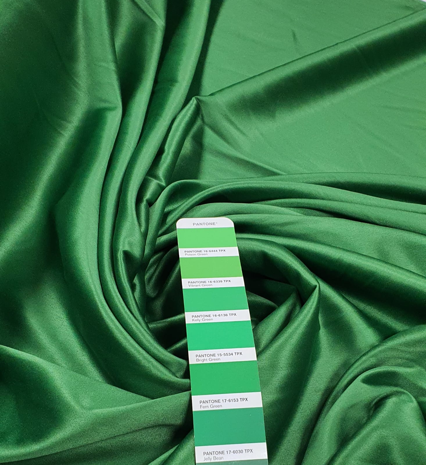 Cetim Bucol Liso com Elastano Russian Verde Bandeira