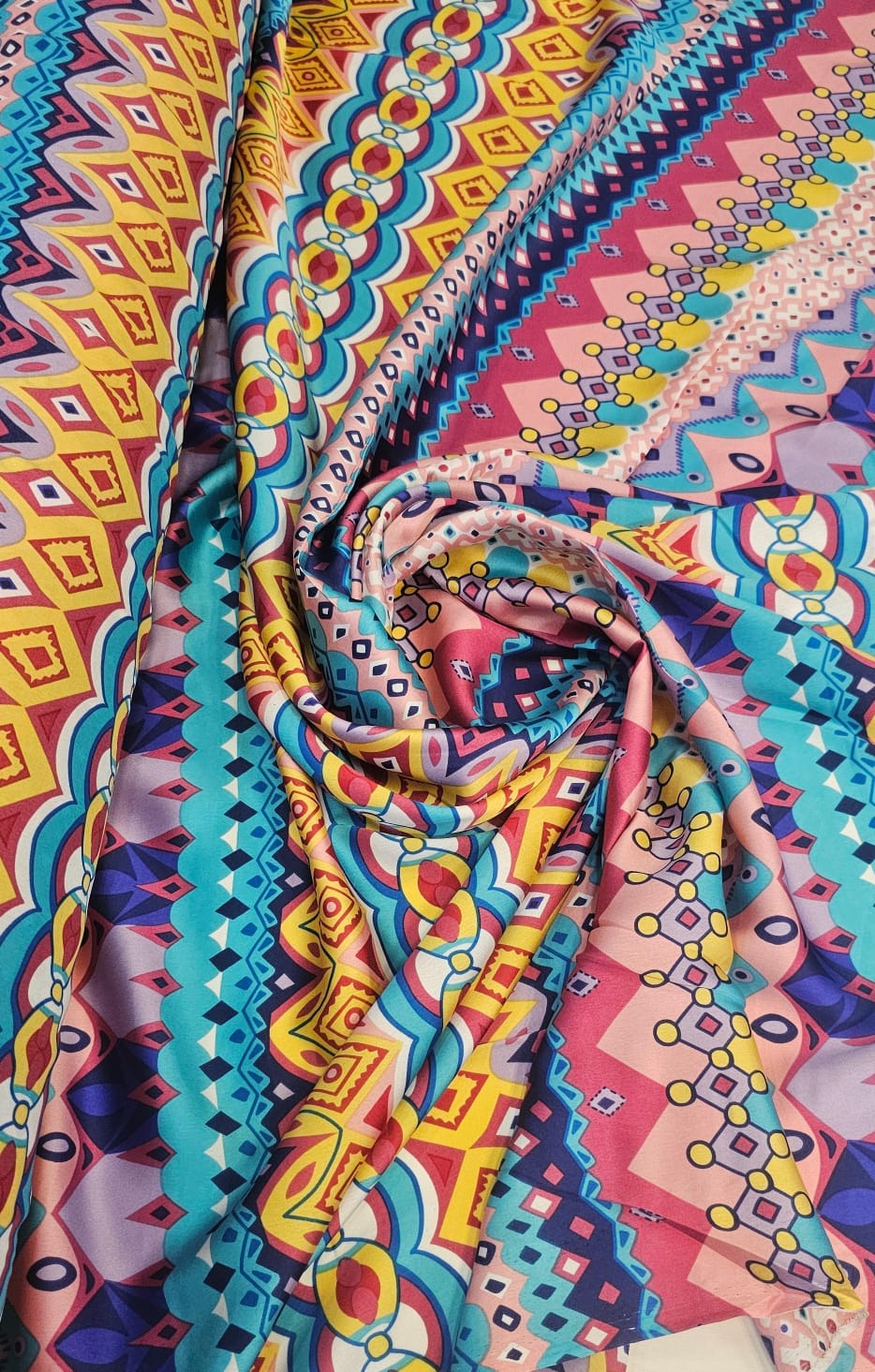Cetim Mellow Estampado com Elastano Étnico