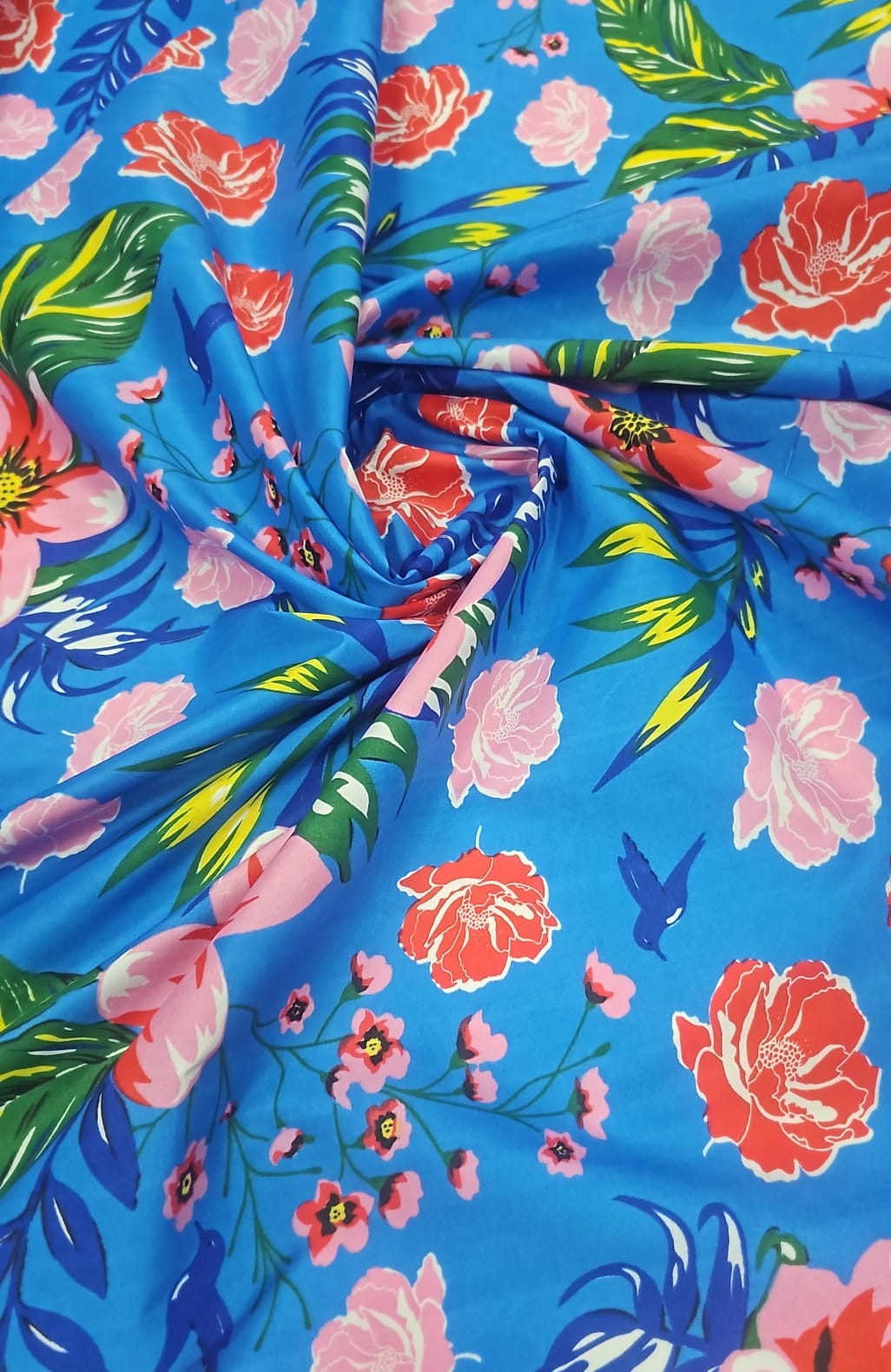 Chitão Estampado Fundo Azul Turquesa com Flores Rosa 40B