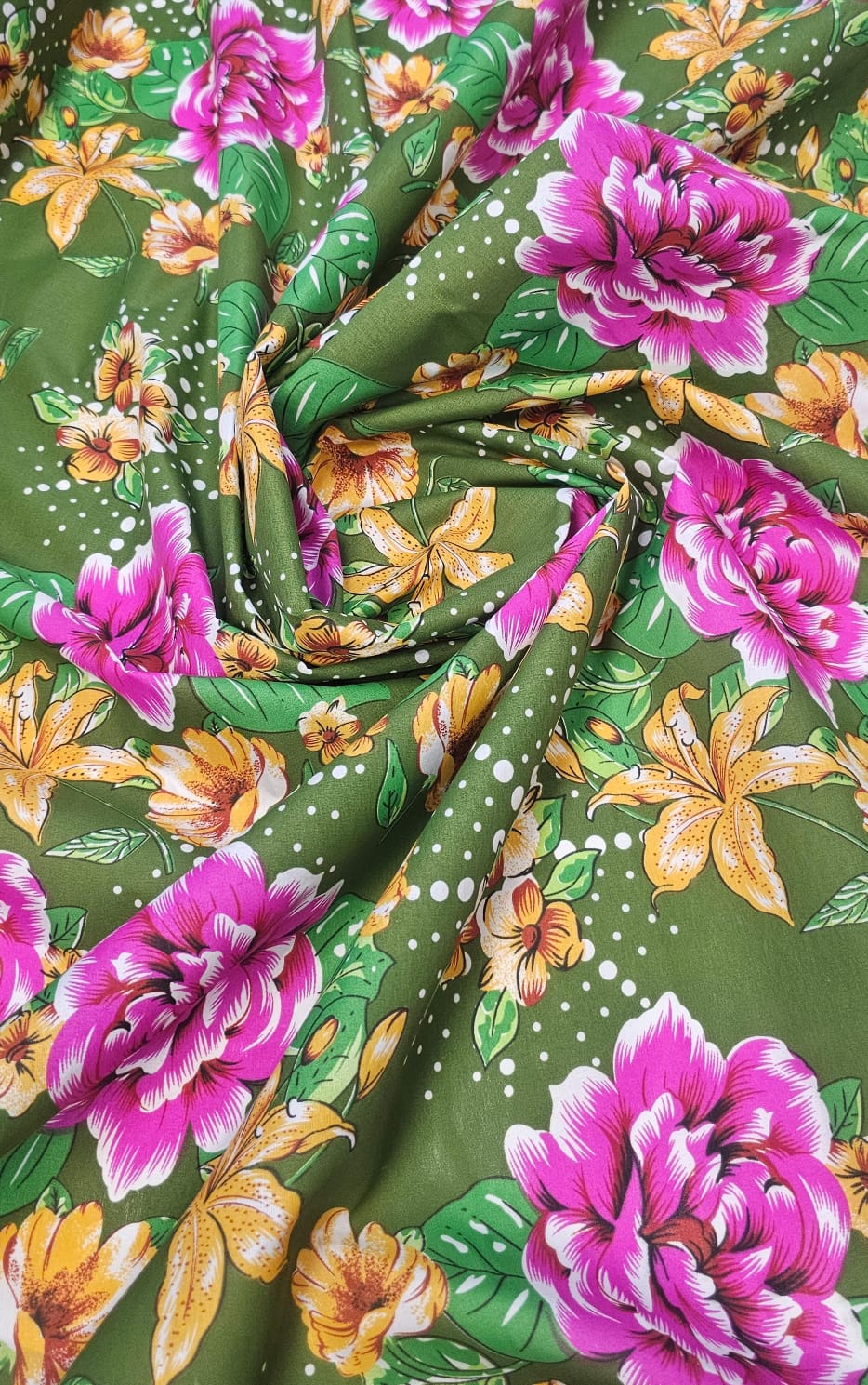 Chitão Estampado Fundo Verde Oliva 51B