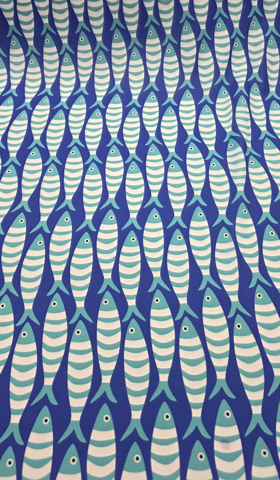 Crepe Duna Digital Sardinhas Fundo Azul