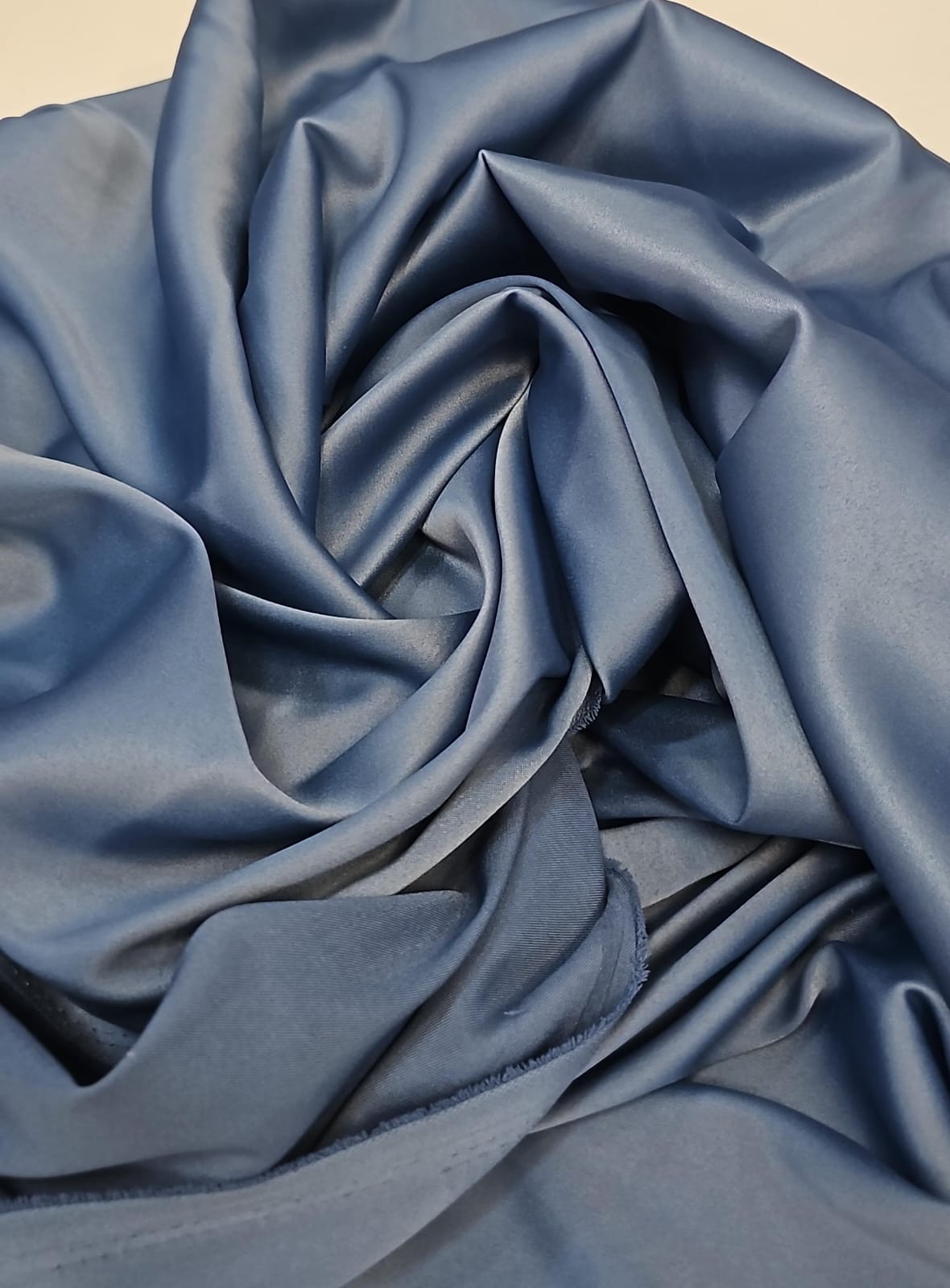 Gabardine Prada Azul Jeans