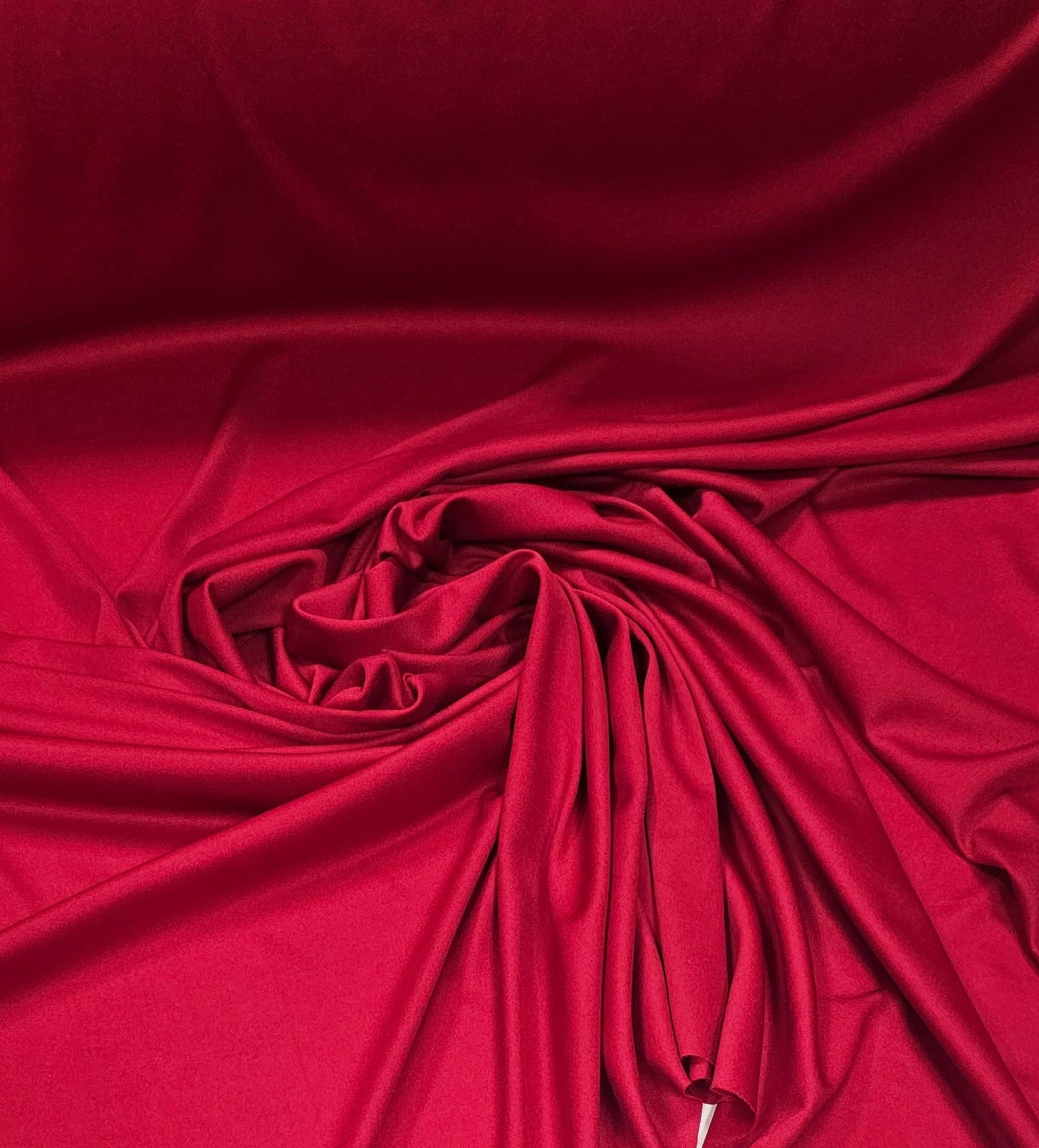 Malha Helanca Lisa Vermelho Cereja