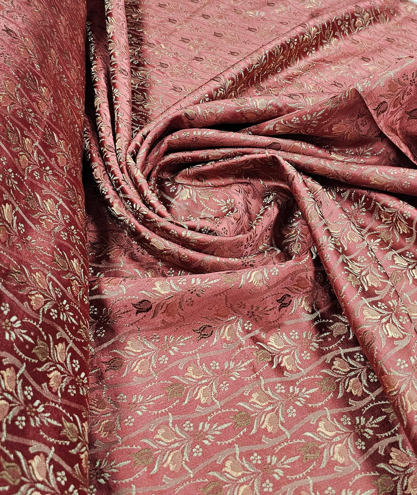 Jacquard Gobelem de Viscose Tulipas