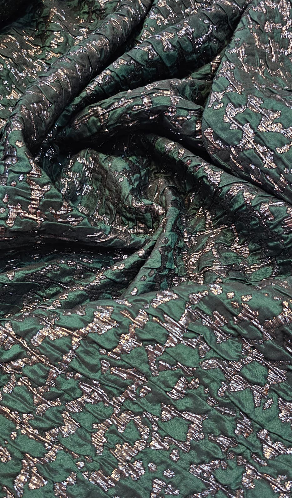 Jacquard Adamascado com Lurex Verde Floresta