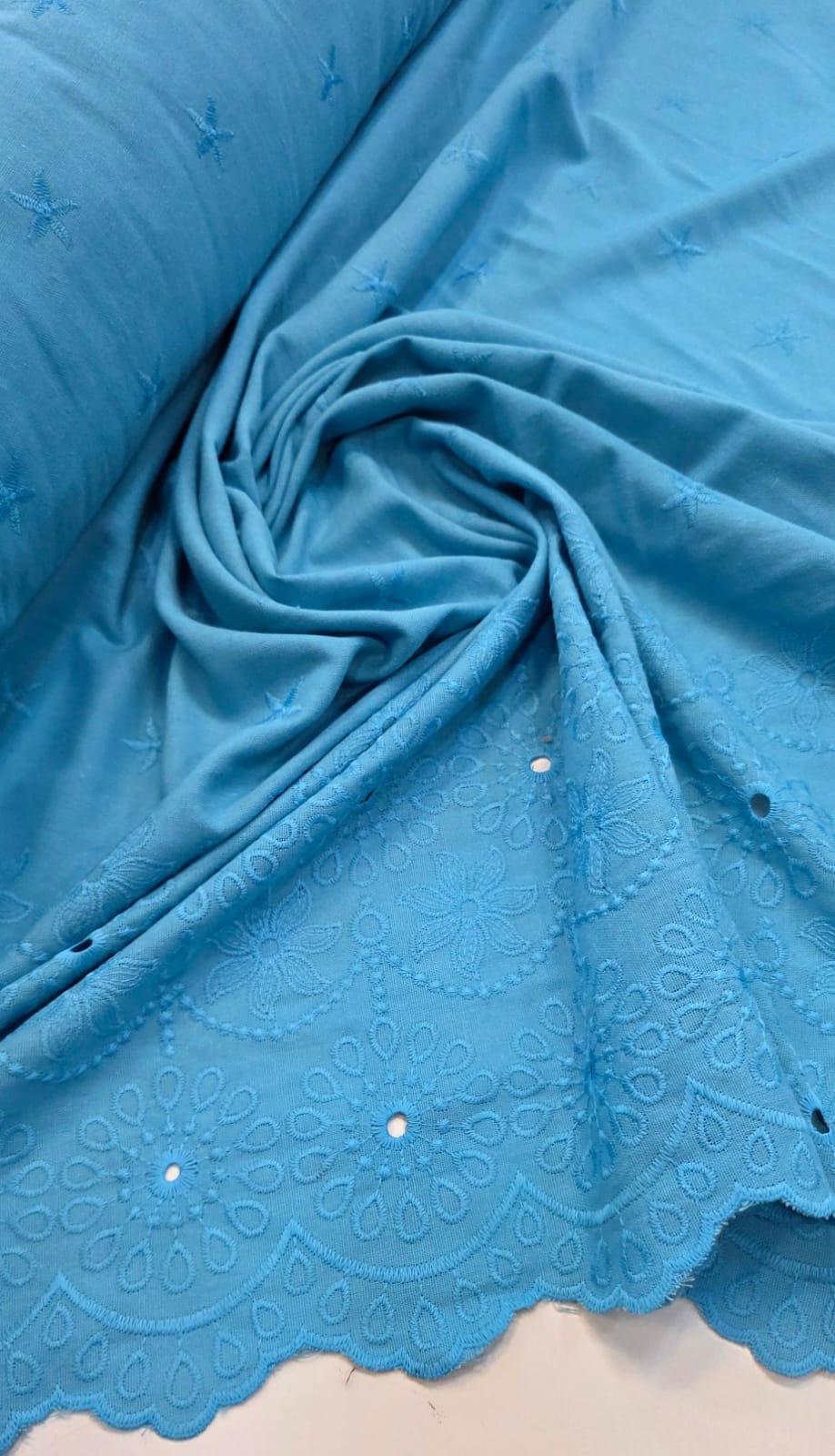 Layse em Linho Trovata Barrado Azul Turquesa ST100