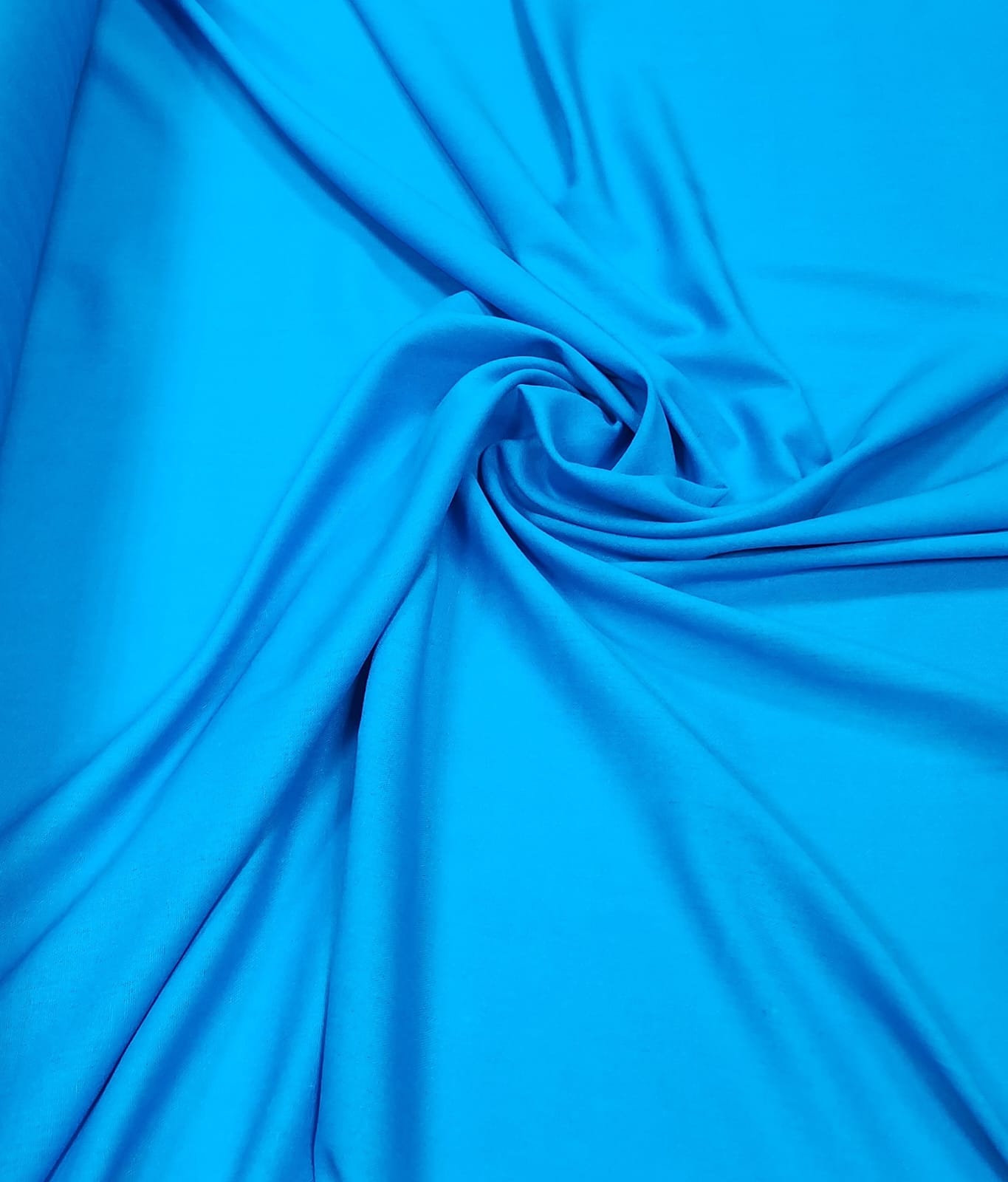 Linho com Viscose Trovata Azul Turquesa