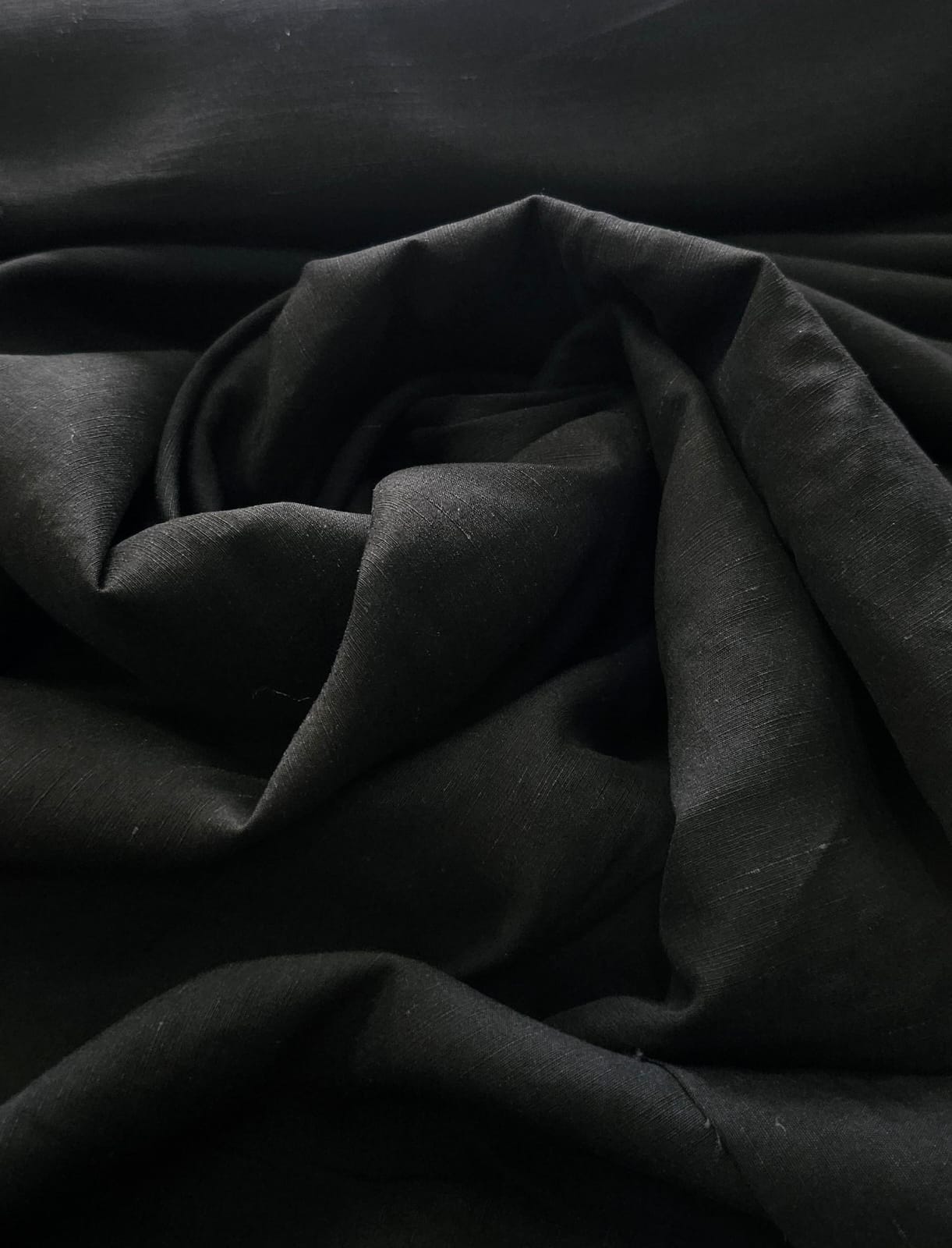 Linho Pantai Preto