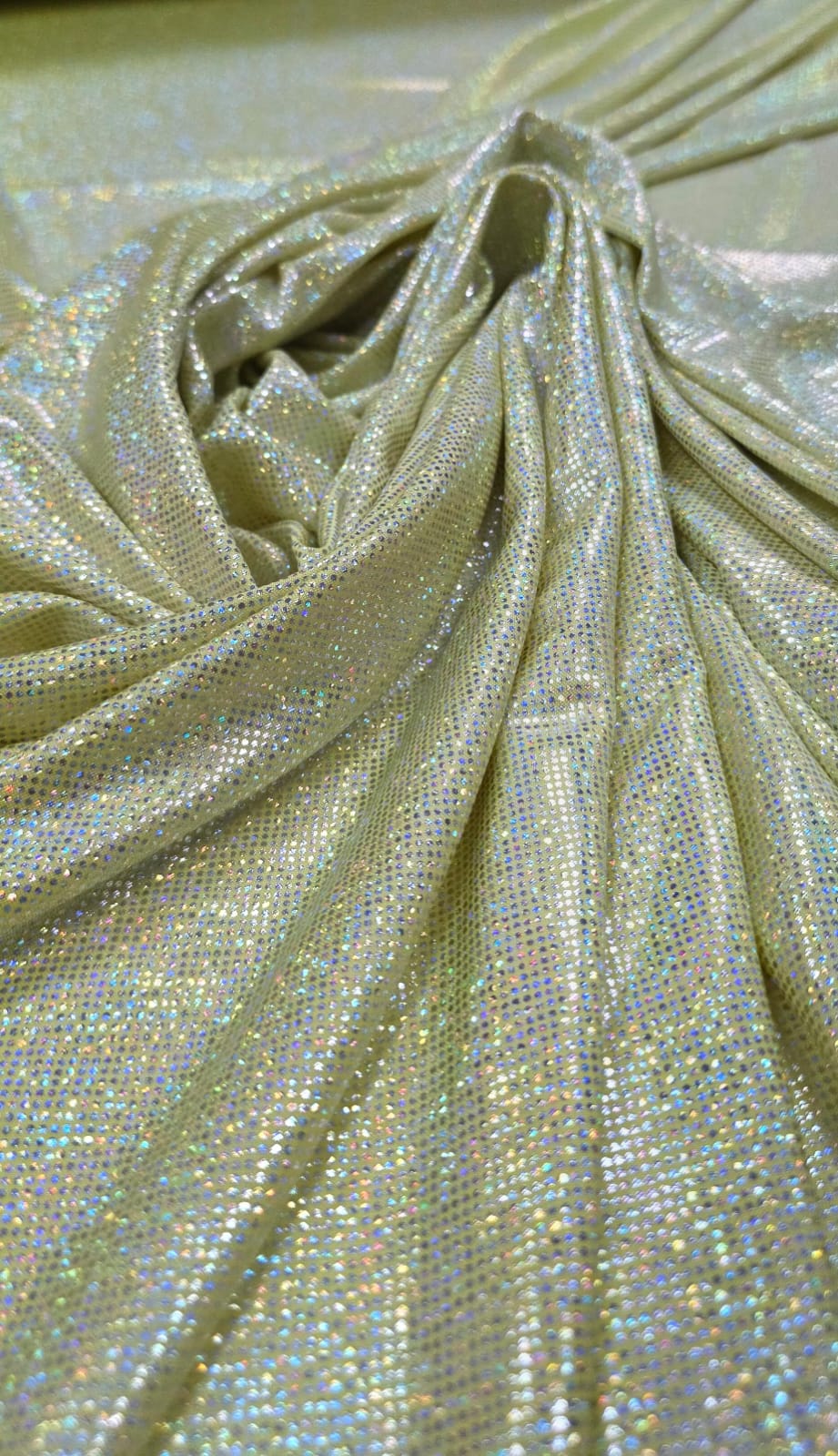 Malha Foil Dance Amarelo