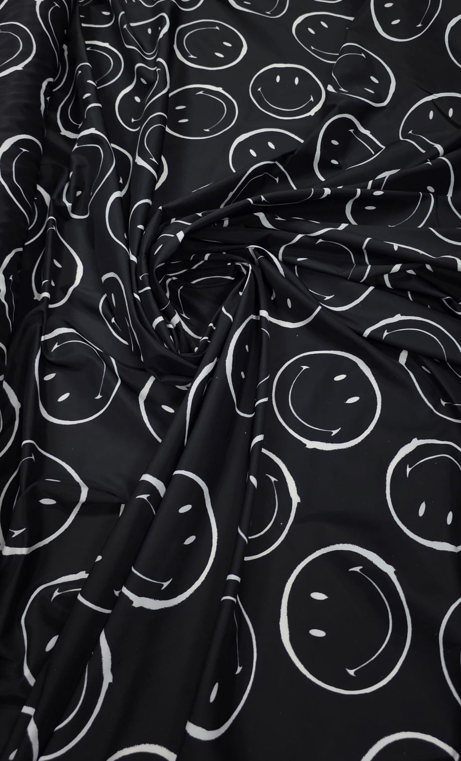 Microfibra Nylon Lucca Smille Fundo Preto