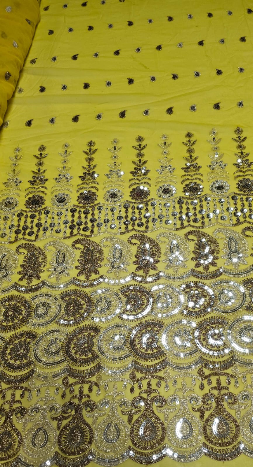 Mousseline Toque de Seda Bordada Indiana Amarelo ST04