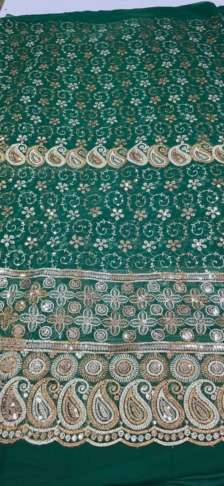 Mousseline Toque de Seda Bordada Indiana Cachemire Verde