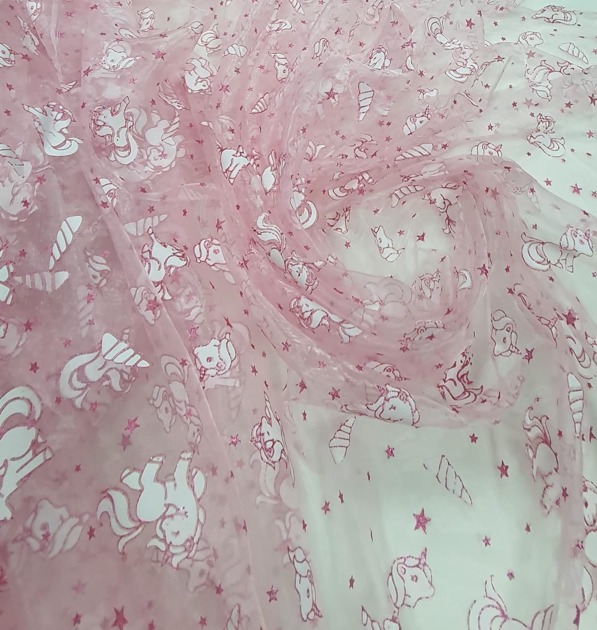 Organza Unicórnios Rosa Bebê com Glitter