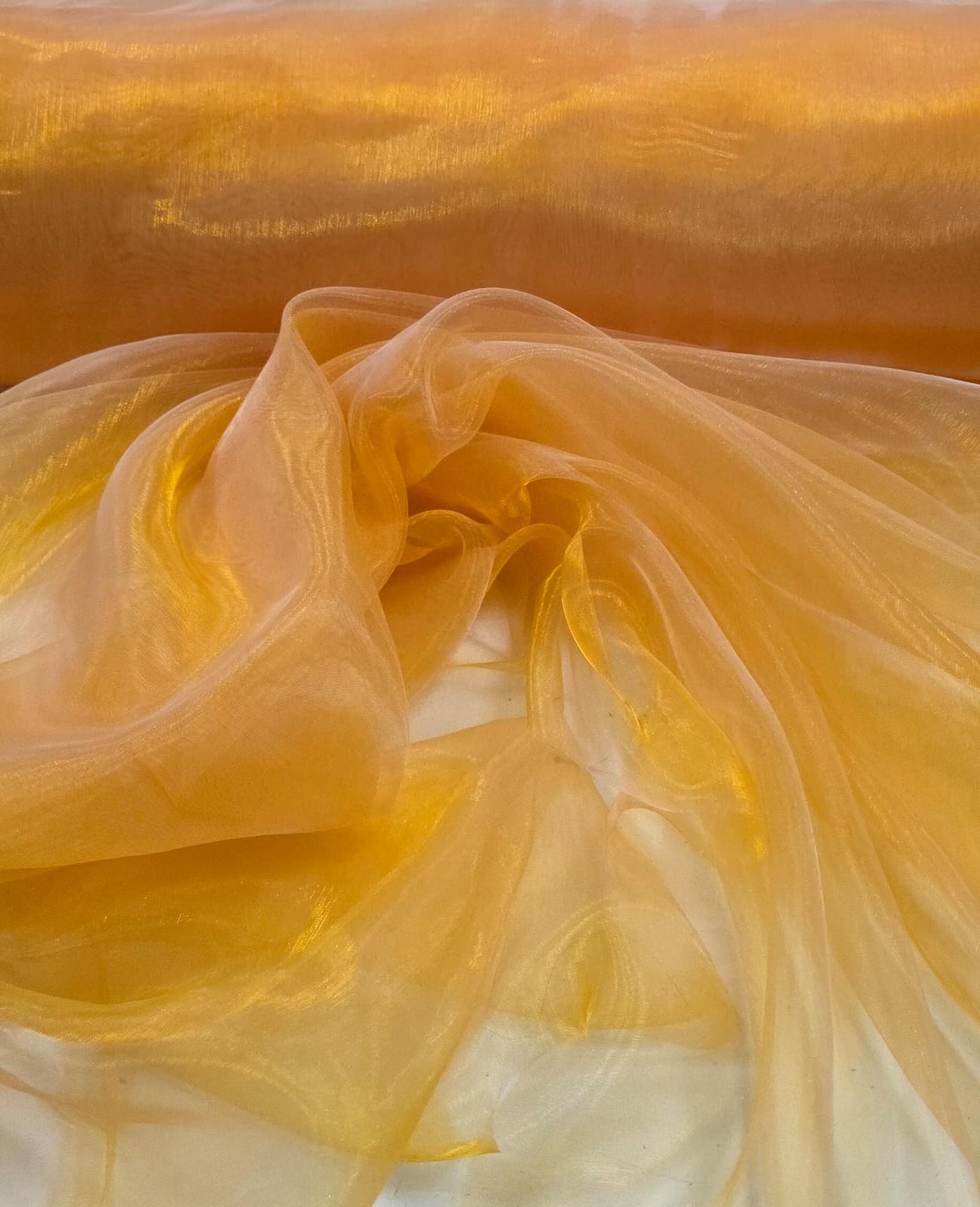Organza Cristal de Poliamida Amarelo Ouro