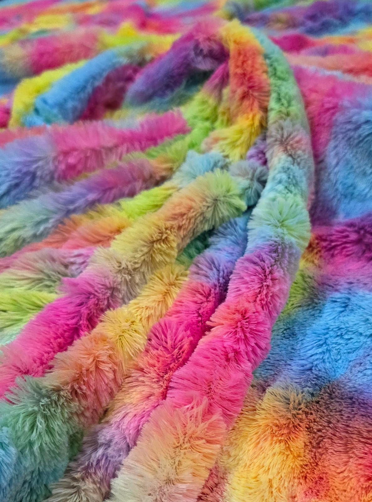 Pelúcia Multicolor Extra Macia