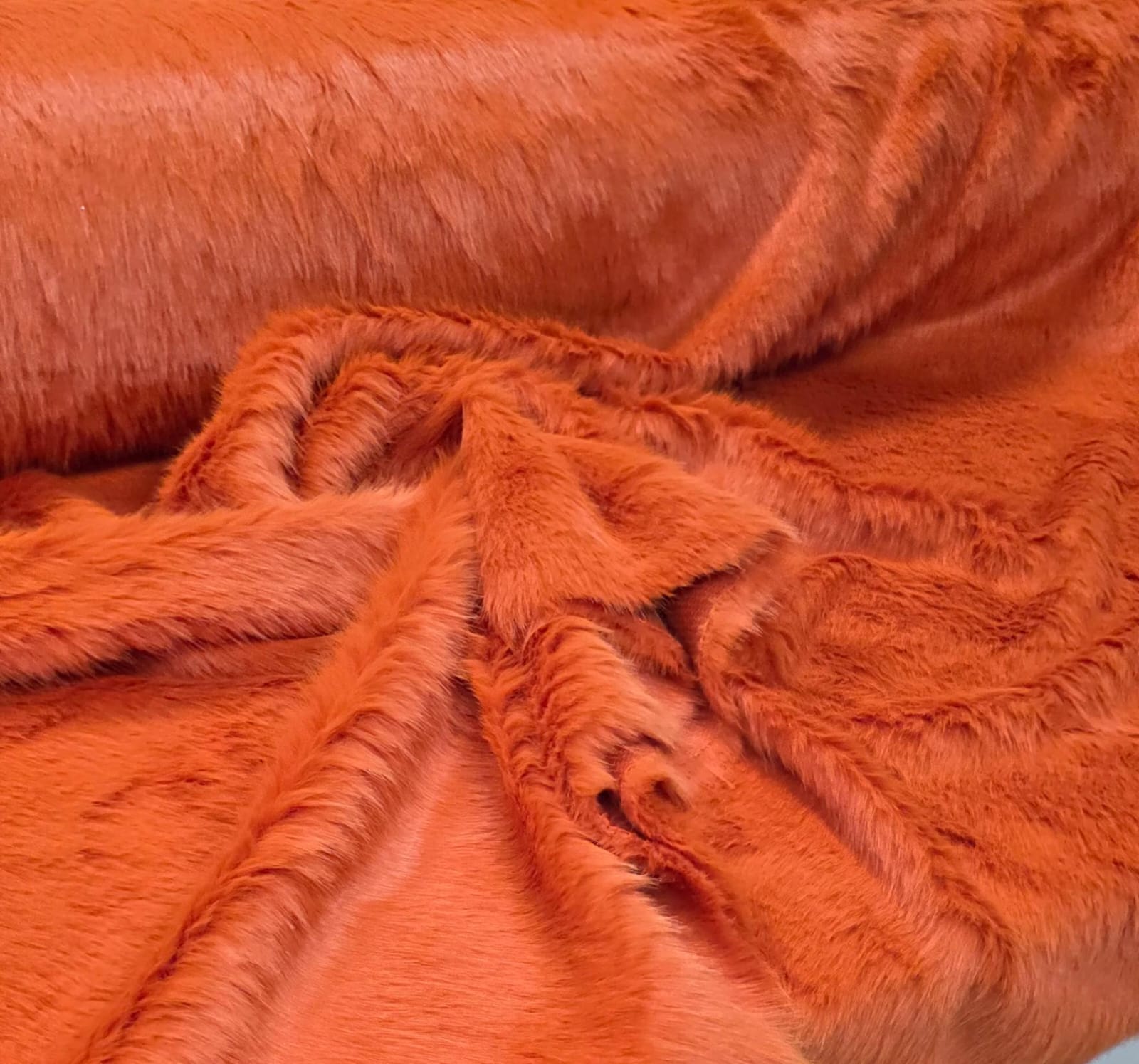 Pelúcia Pelo Alto Laranja