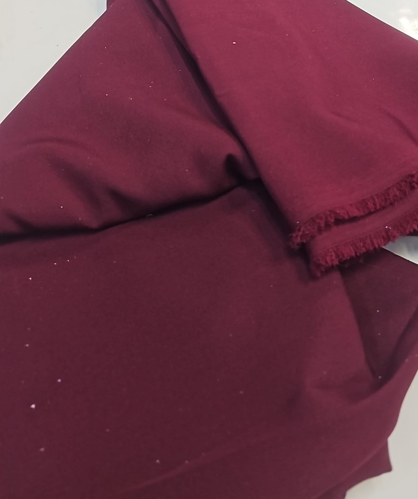 Alfaiataria new look marsala - Largura 1,40 m x Comprimento 3 m 