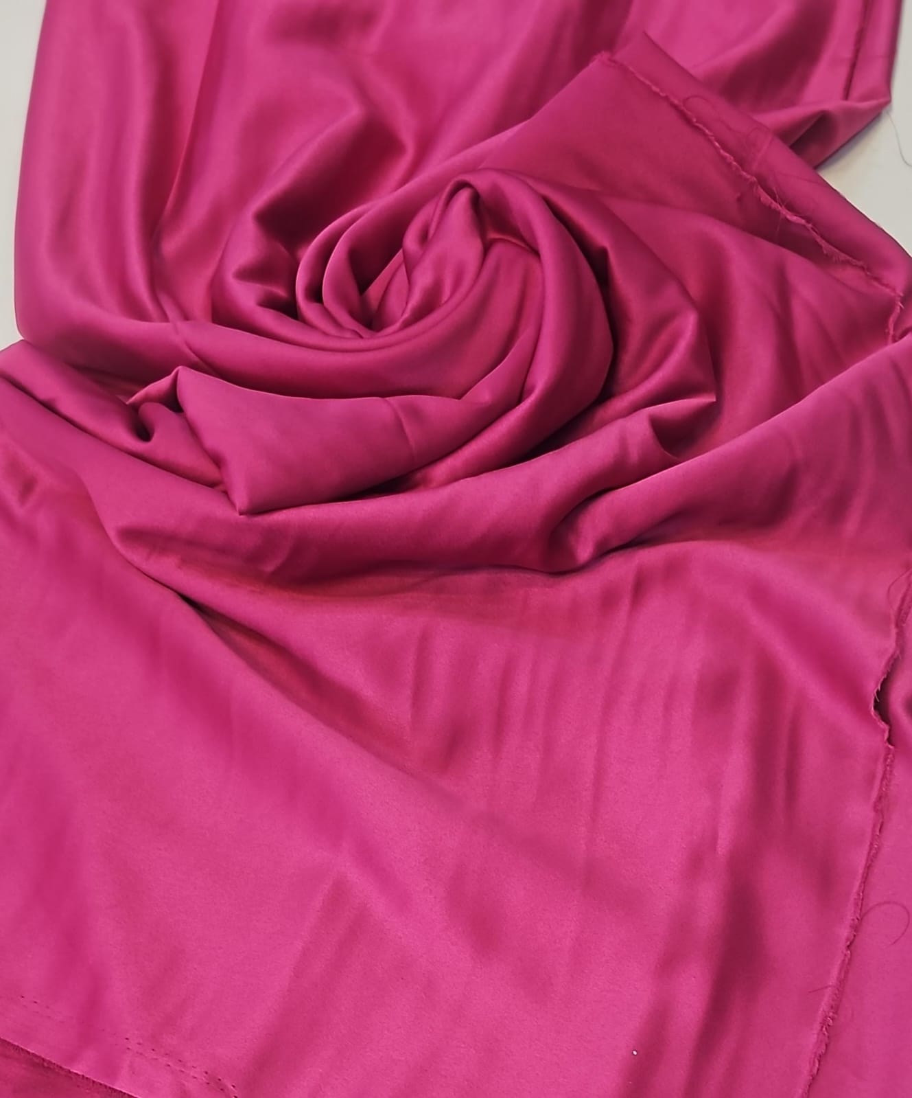 Amanda Fucsia - Largura 1,50 m x Comprimento 3 m 