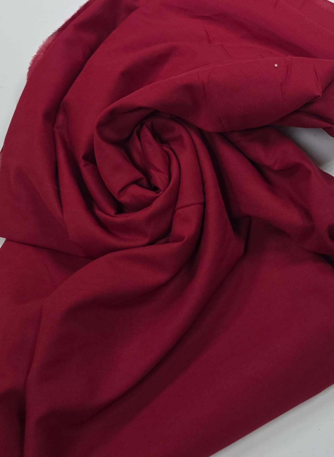 Cambraia 100% algodão vermelho escuro - Comprimento 3 m x Largura 1,47 m 