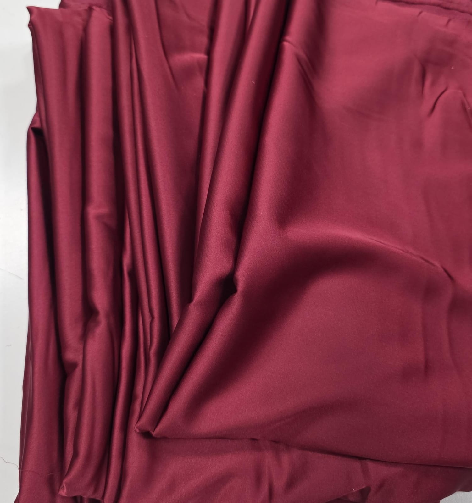 Cetim com lycra splendor toque de seda Marsala - Comprimento 3 m x Largura 1,47 m