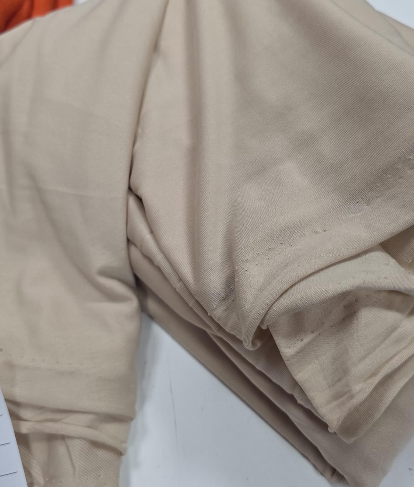 Helanca bege com manchas  - Comprimento 5m x Largura 1,60 m