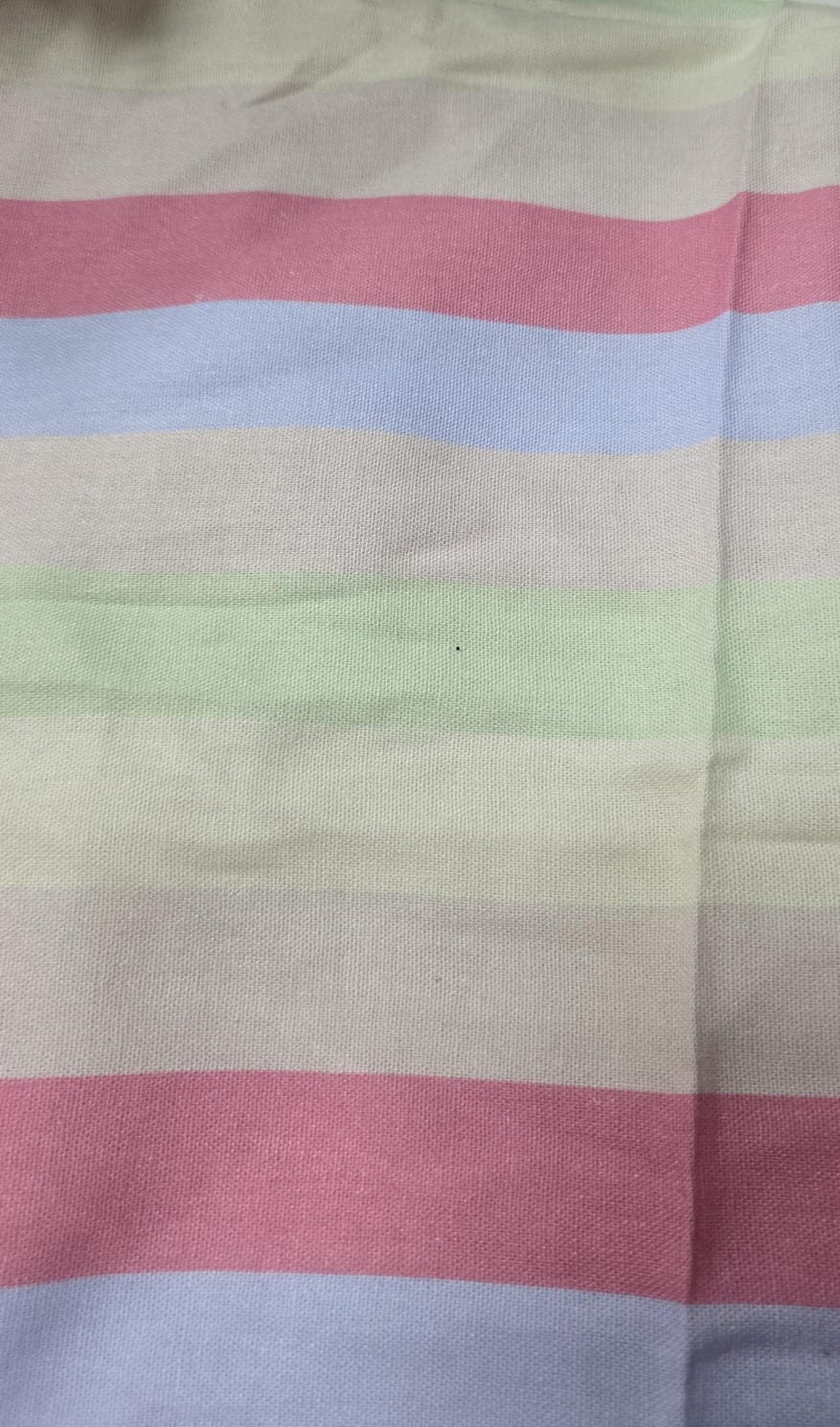 Linho listrado tons pasteis - Comprimento 0,80 cm x Largura 1,40 m