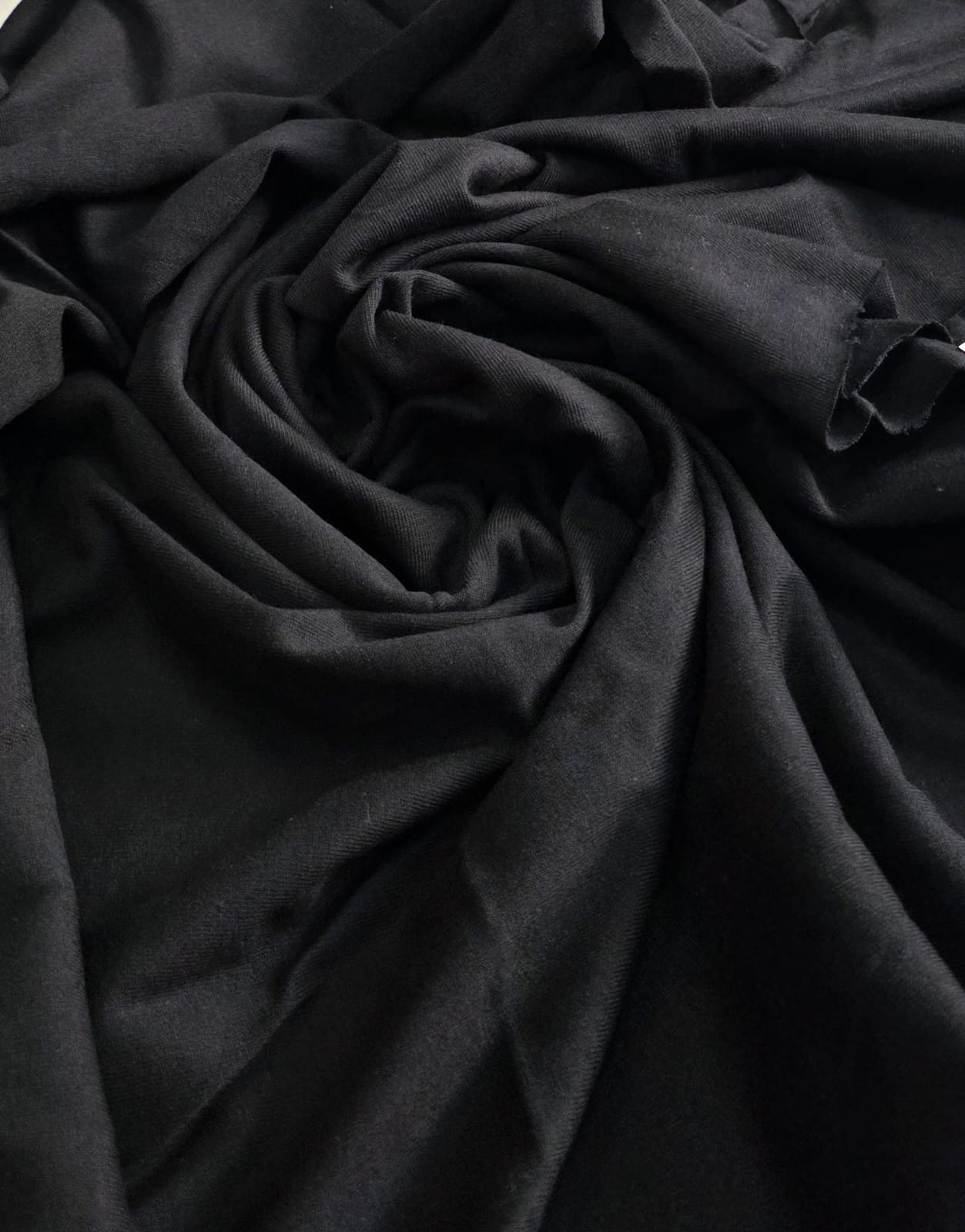 Malha de algodão Preto tubular -Comprimento 0,90ccm x Largura 1,20 m