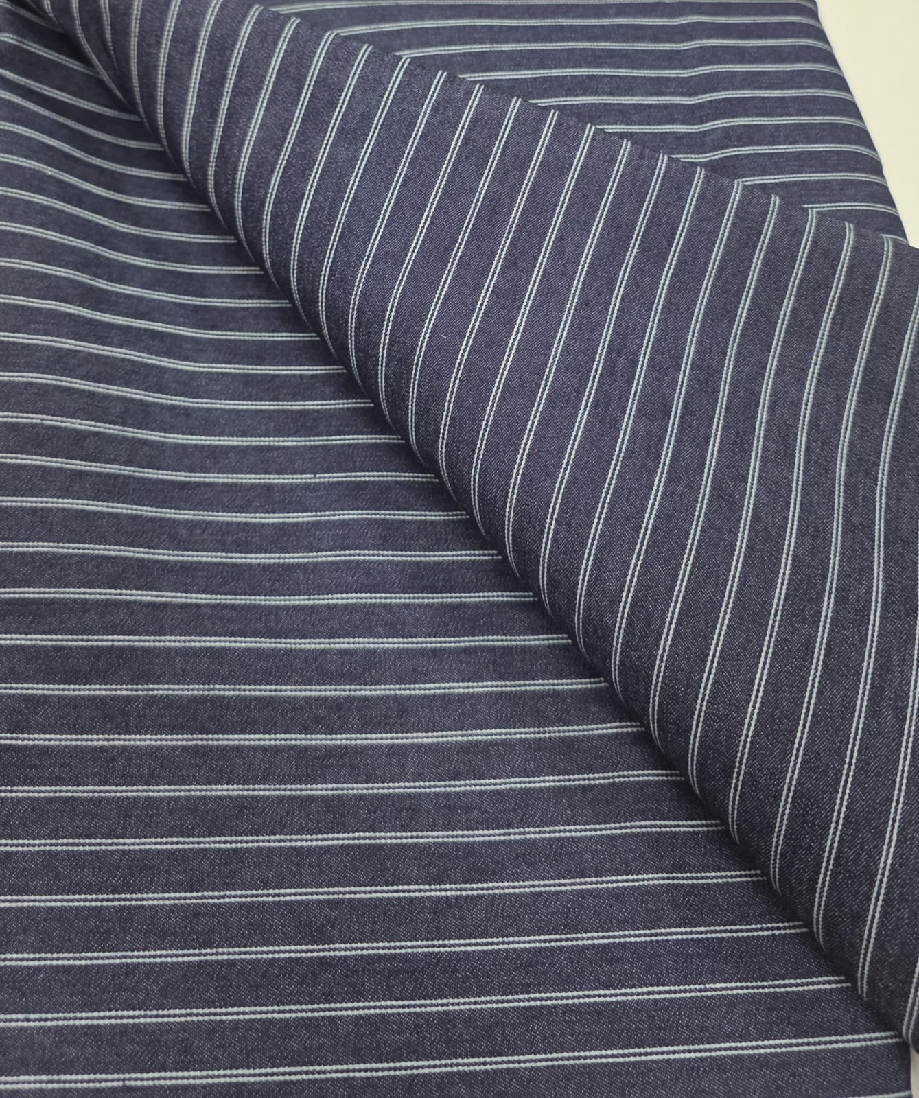 Mescla jeans listrado - Comprimento 1,80 m x Largura 1,40 m