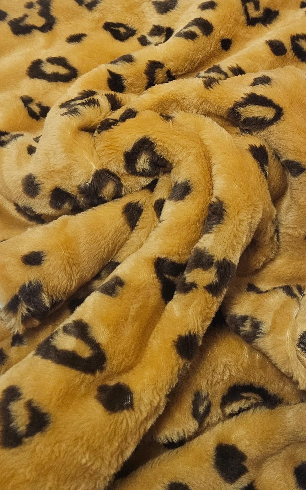 Pelúcia Animal Print Caramelo - Largura 1,80 m x Comprimento 0,50 cm