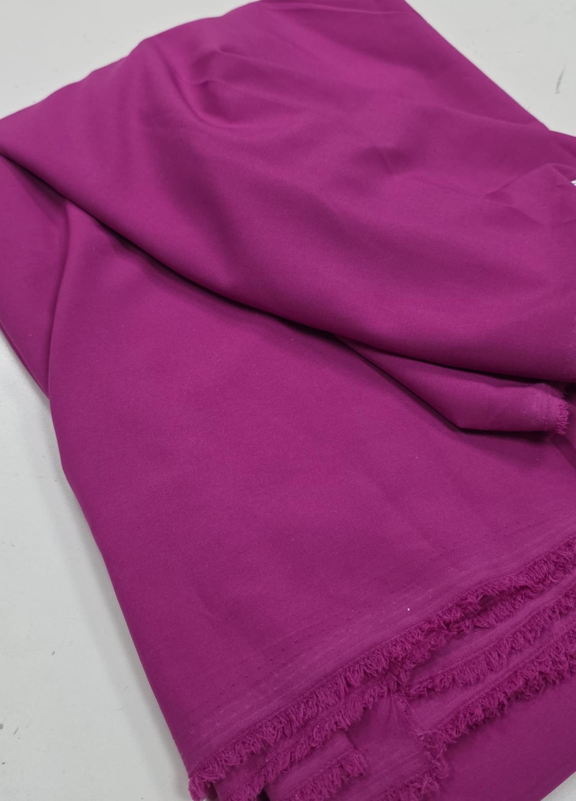 Sedinha de poliester fucsia - Comprimento 2,50m x Largura 1,50 m