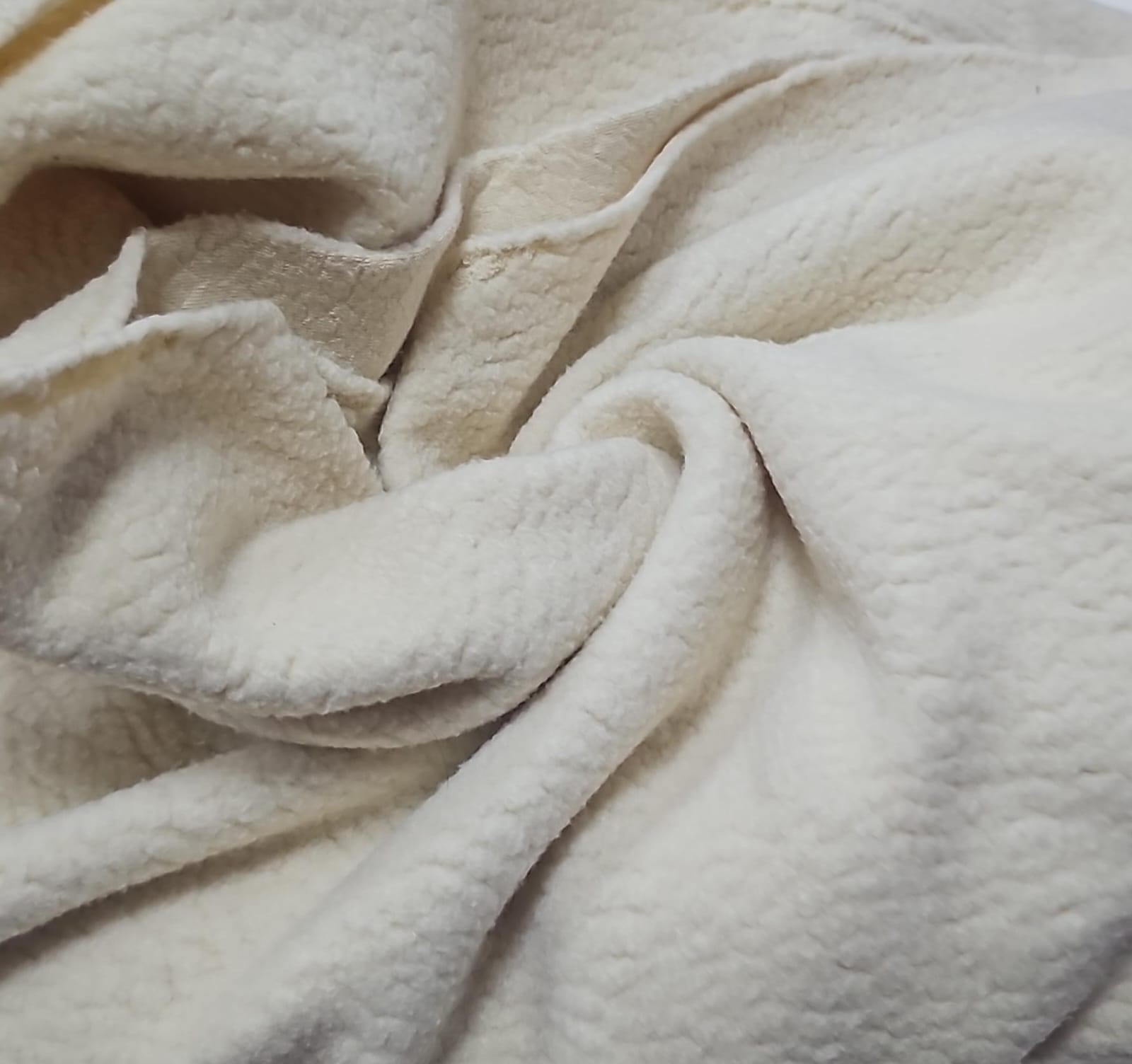 Sherpa Premium Creme - Largura 1,80 m x Comprimento 2,90 m 