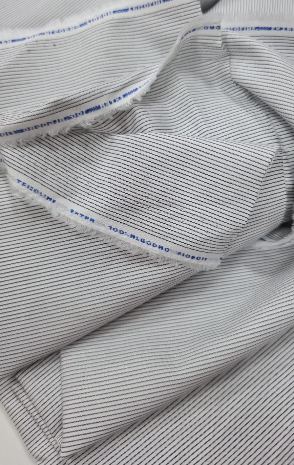 Tricoline fio 80 listrado 100% algodão - Comprimento  2 m x Largura 1,45 m