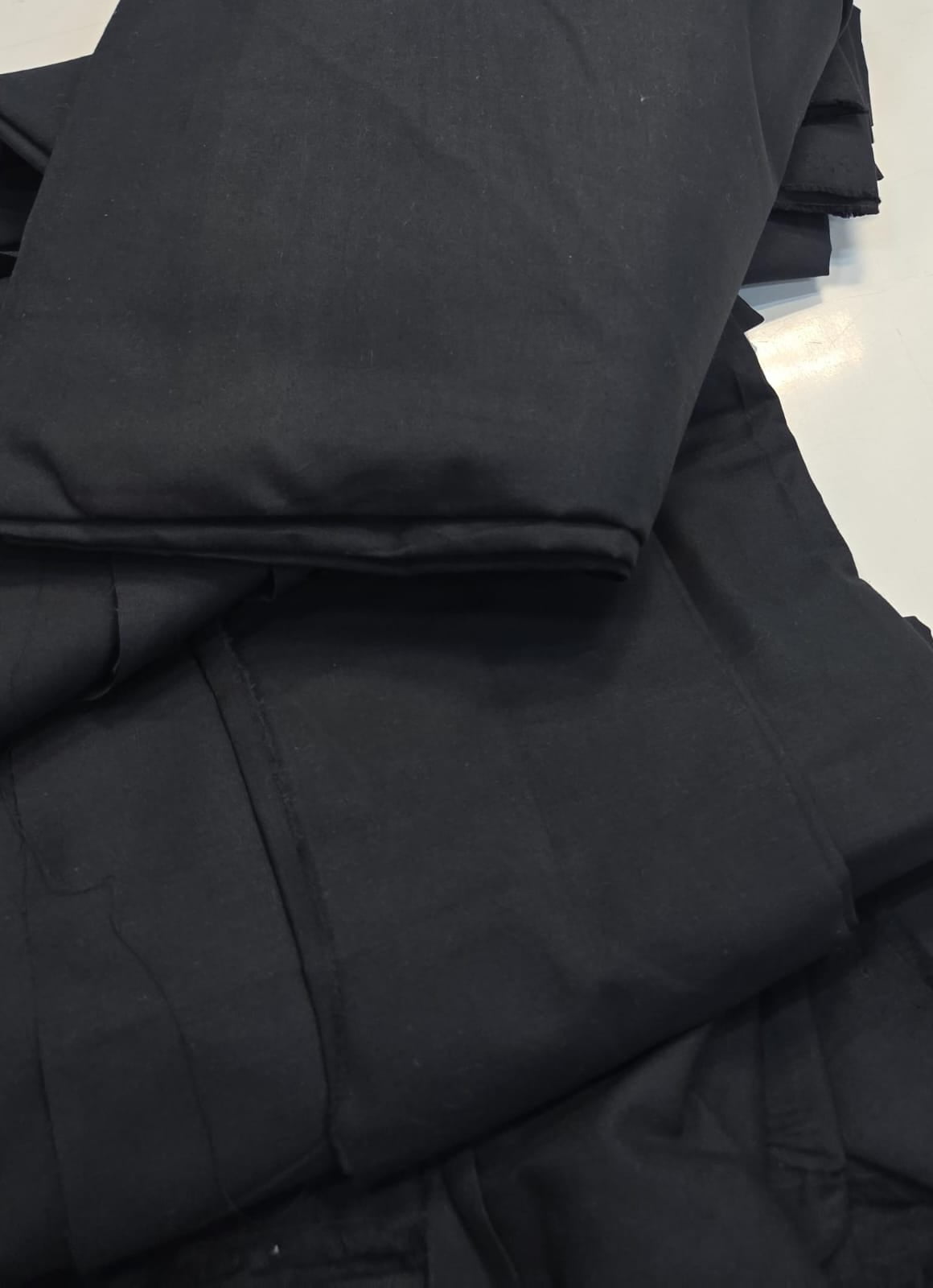 Tricoline peletizada pesada preto  - Comprimento 5 m x Largura 1,60 m 