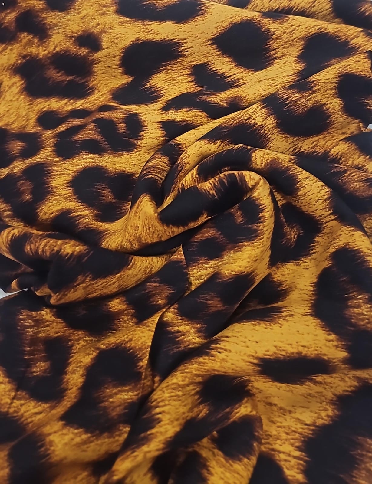 Viscose animal print- Largura 1,45 m x Comprimento2,50 m 