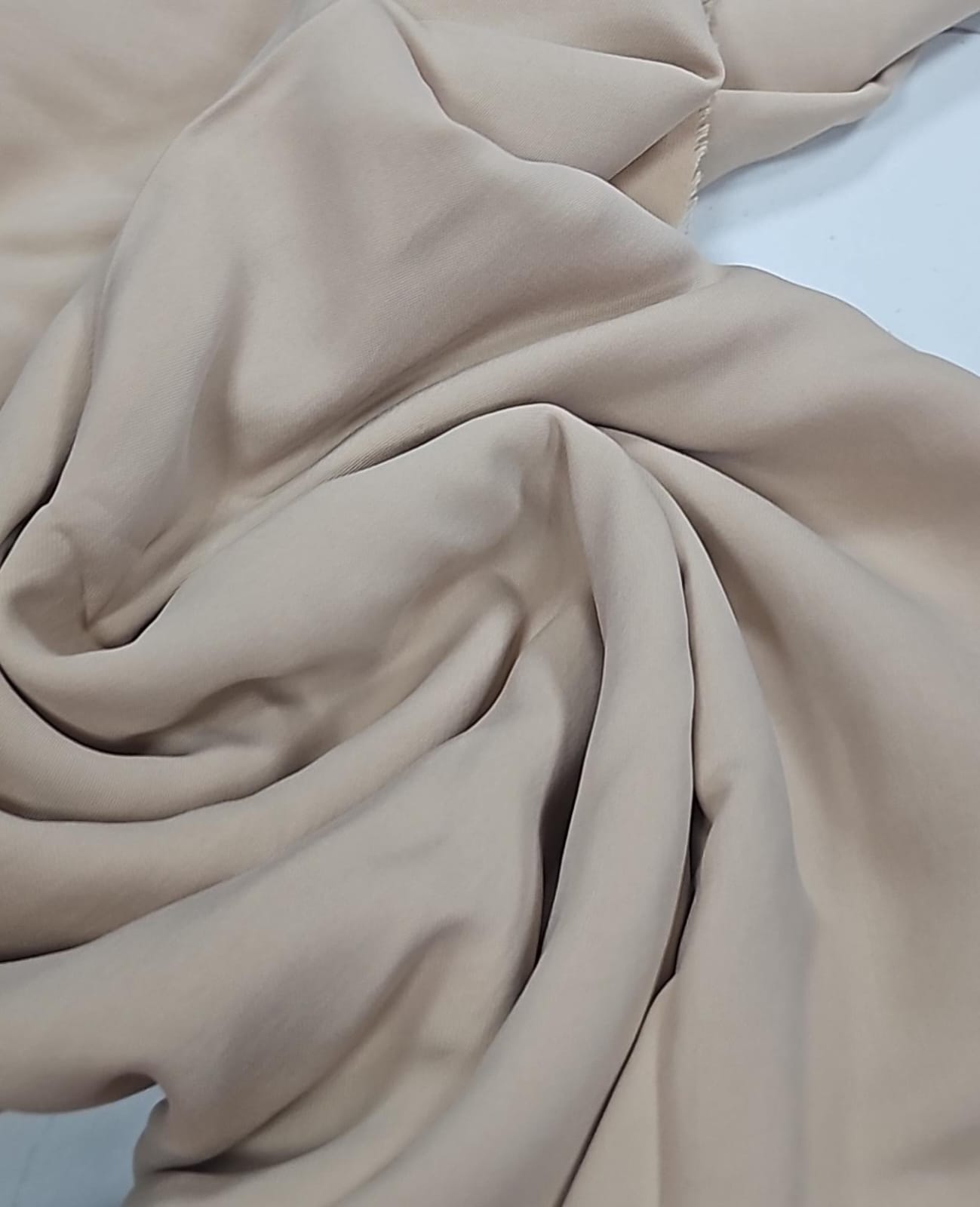 Viscose e tencel Bege - largura 1,48 m  x Comprimento 1,60 m 