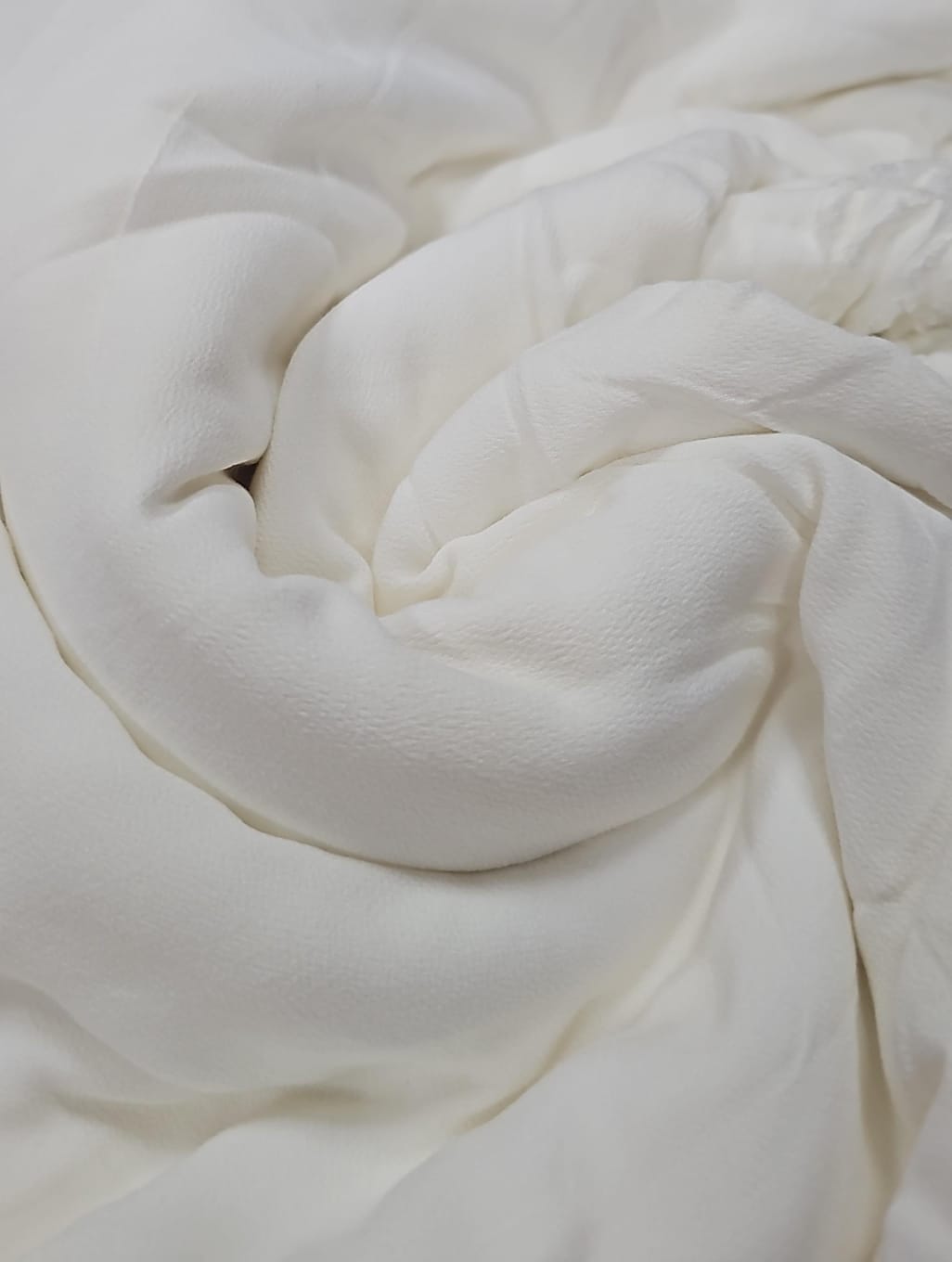 Viscose e tencel Off White - largura 1,27 x Comprimento 8 m 