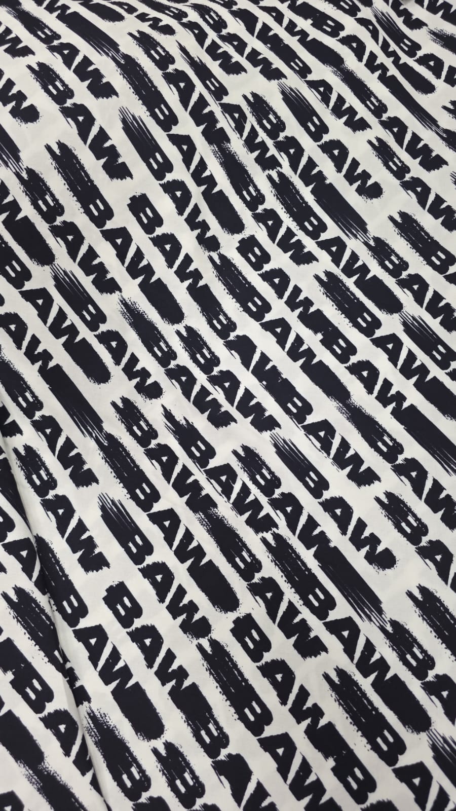 Viscose pesada baw preto e branco - Comprimento 4,20 m x Largura 1,40 m