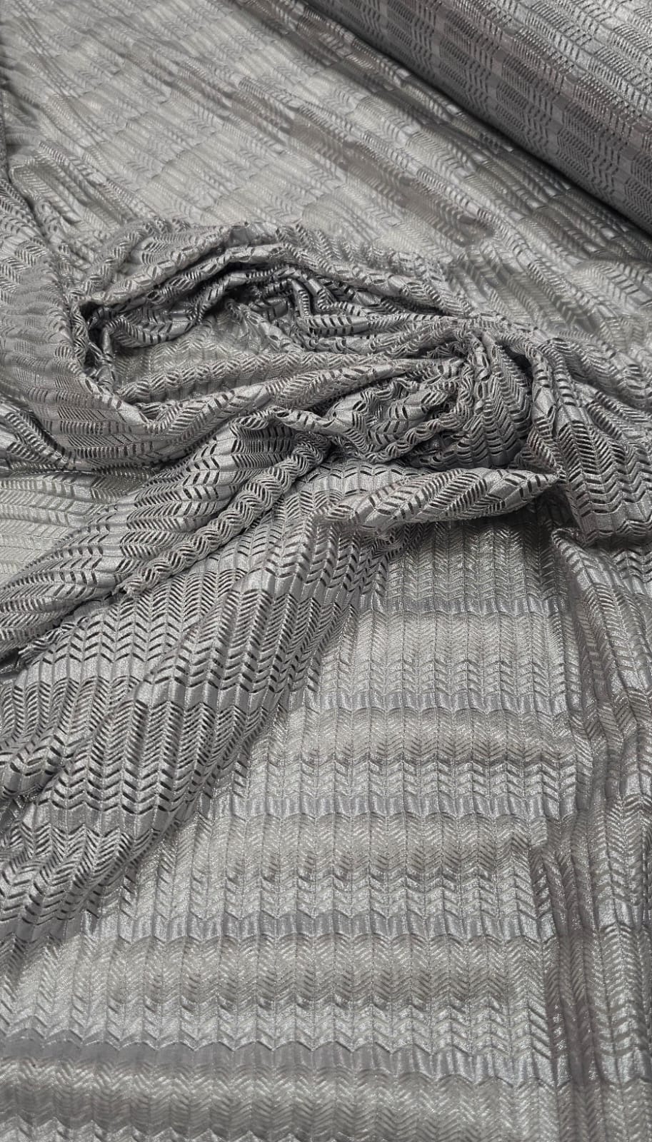 Renda Luminous  com Elastano Prata com Foil 