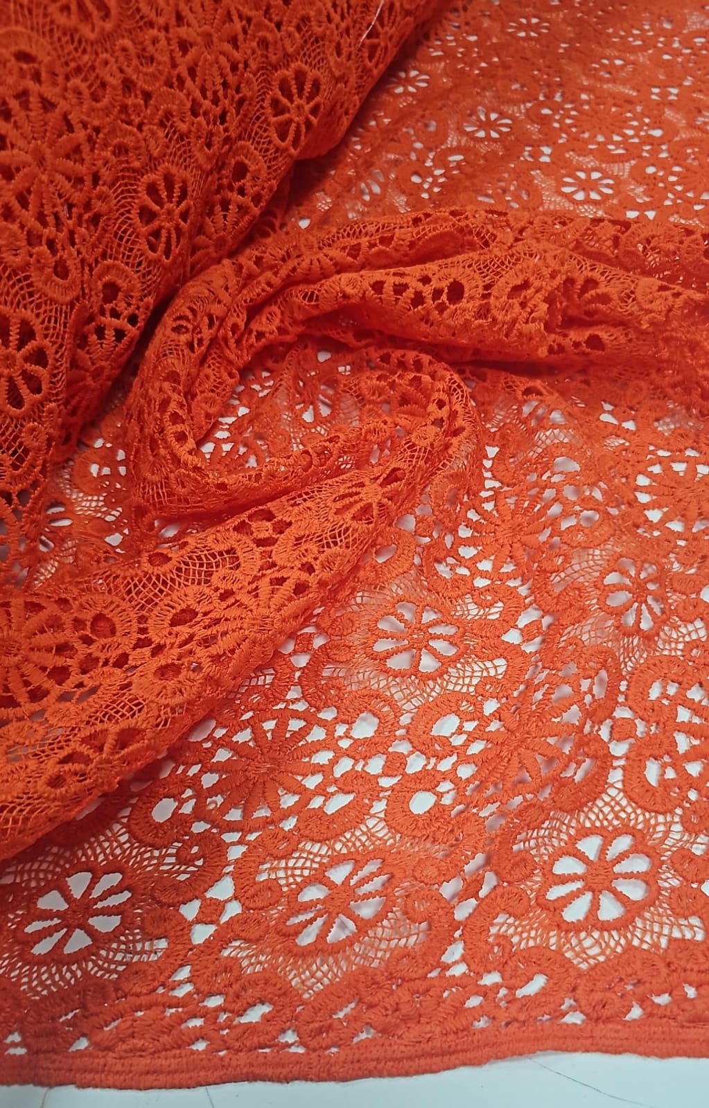 Renda Guipir Opaca Laranja Cenoura  Modelo 641